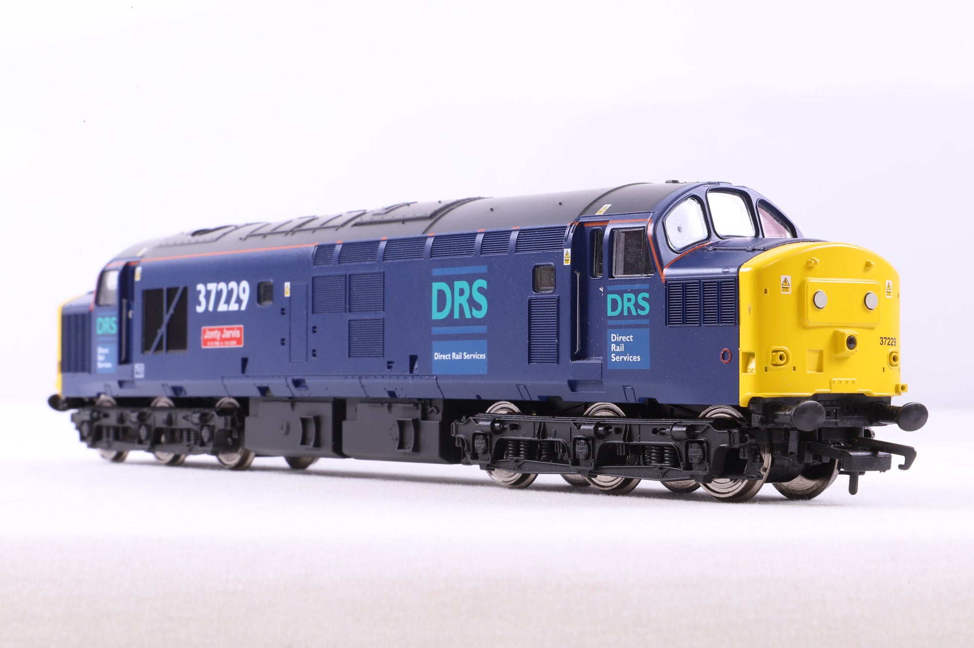 ViTrains OO V2028 Class '37229' 'Jonty Jarvis' DRS DCC Fitted