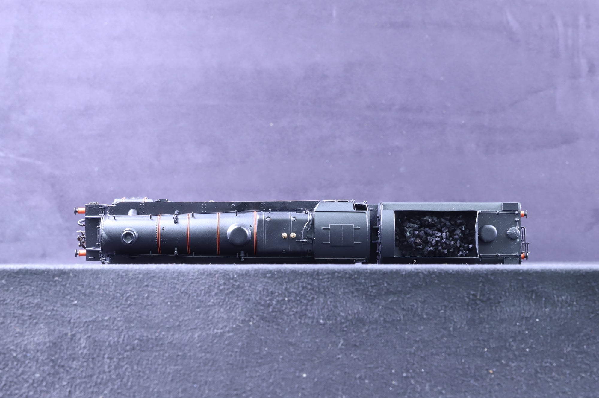 DJH OO Kit Built BR Standard Class 4 75048 in BR Lined Black w/ Late Crests