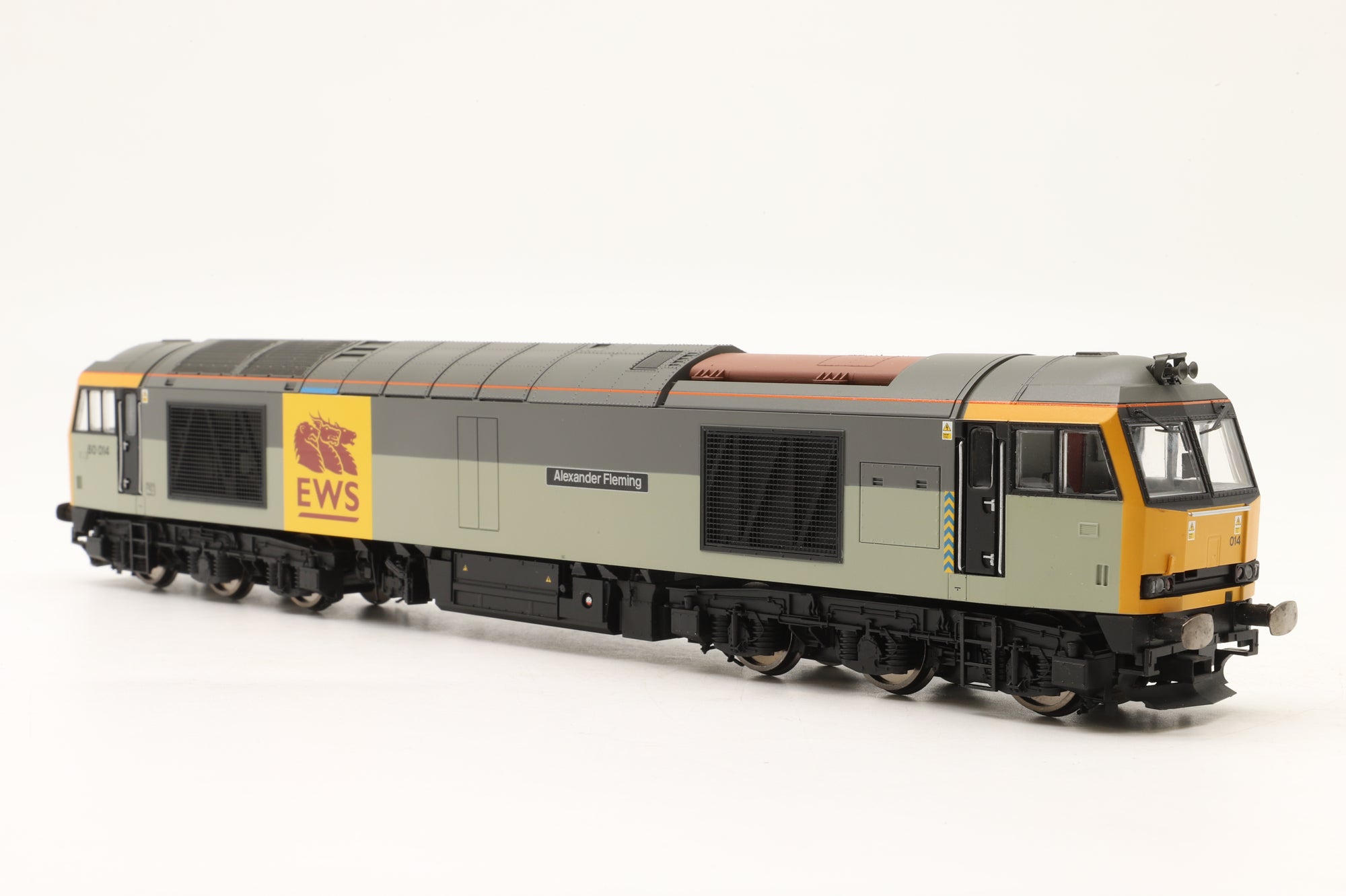 Hornby OO R2639 Class 60 60014 'Alexander Fleming' in EWS (Ex-Railfreight) Livery
