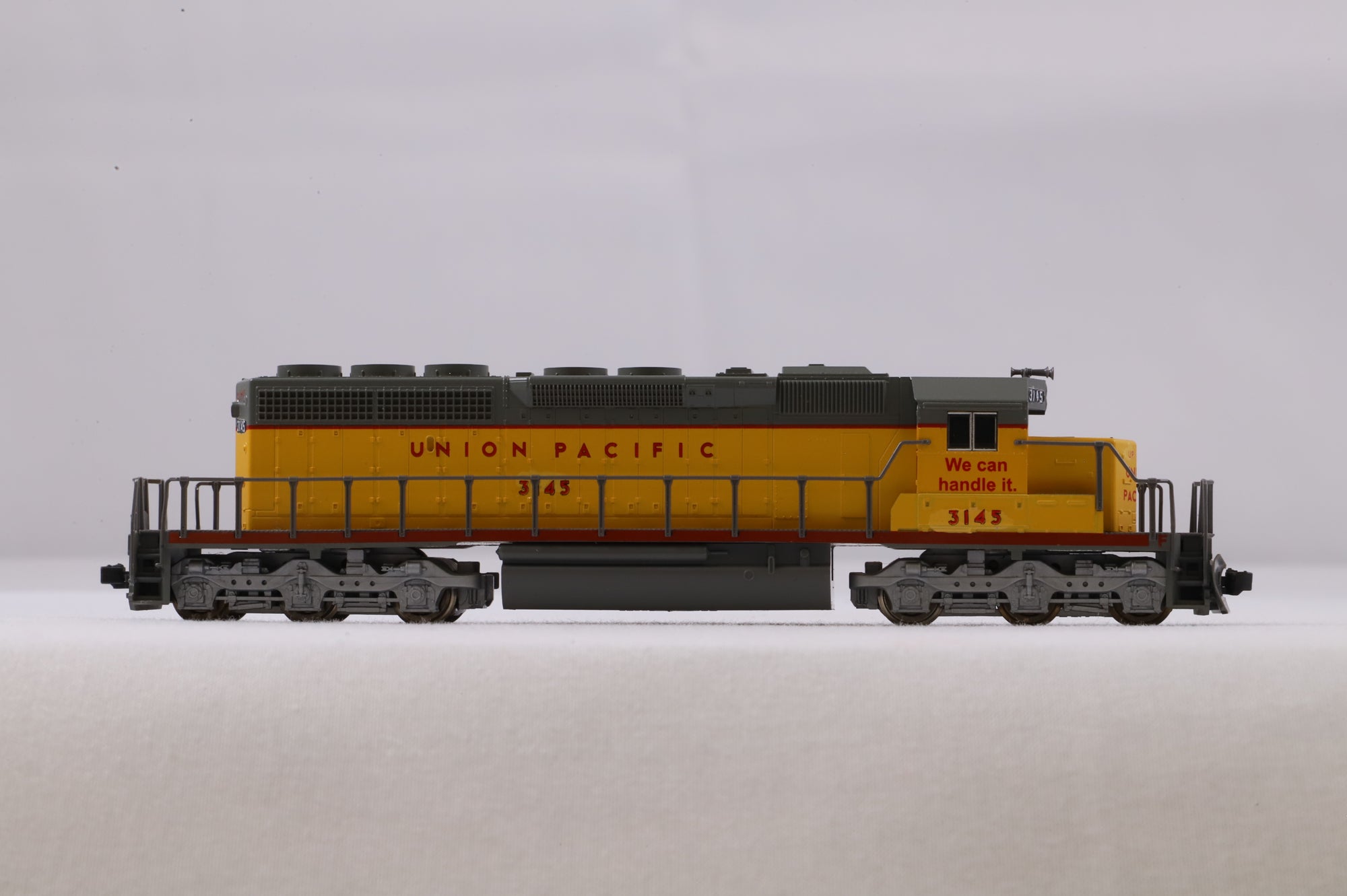 Kato N 176-4812 SD40-2 Early UP '3145' Diesel Locomotive Renumbered