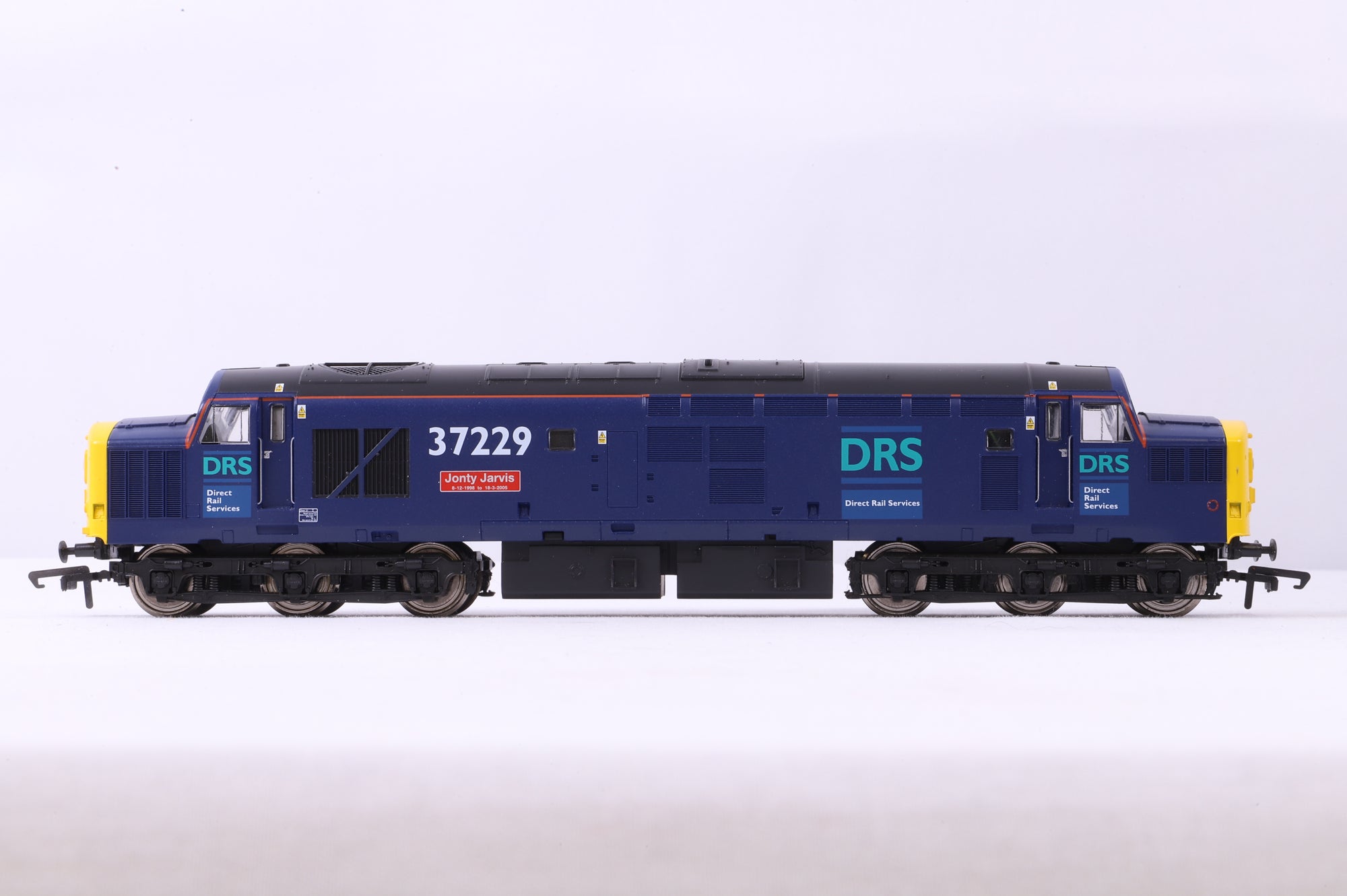 ViTrains OO V2028 Class '37229' 'Jonty Jarvis' DRS DCC Fitted