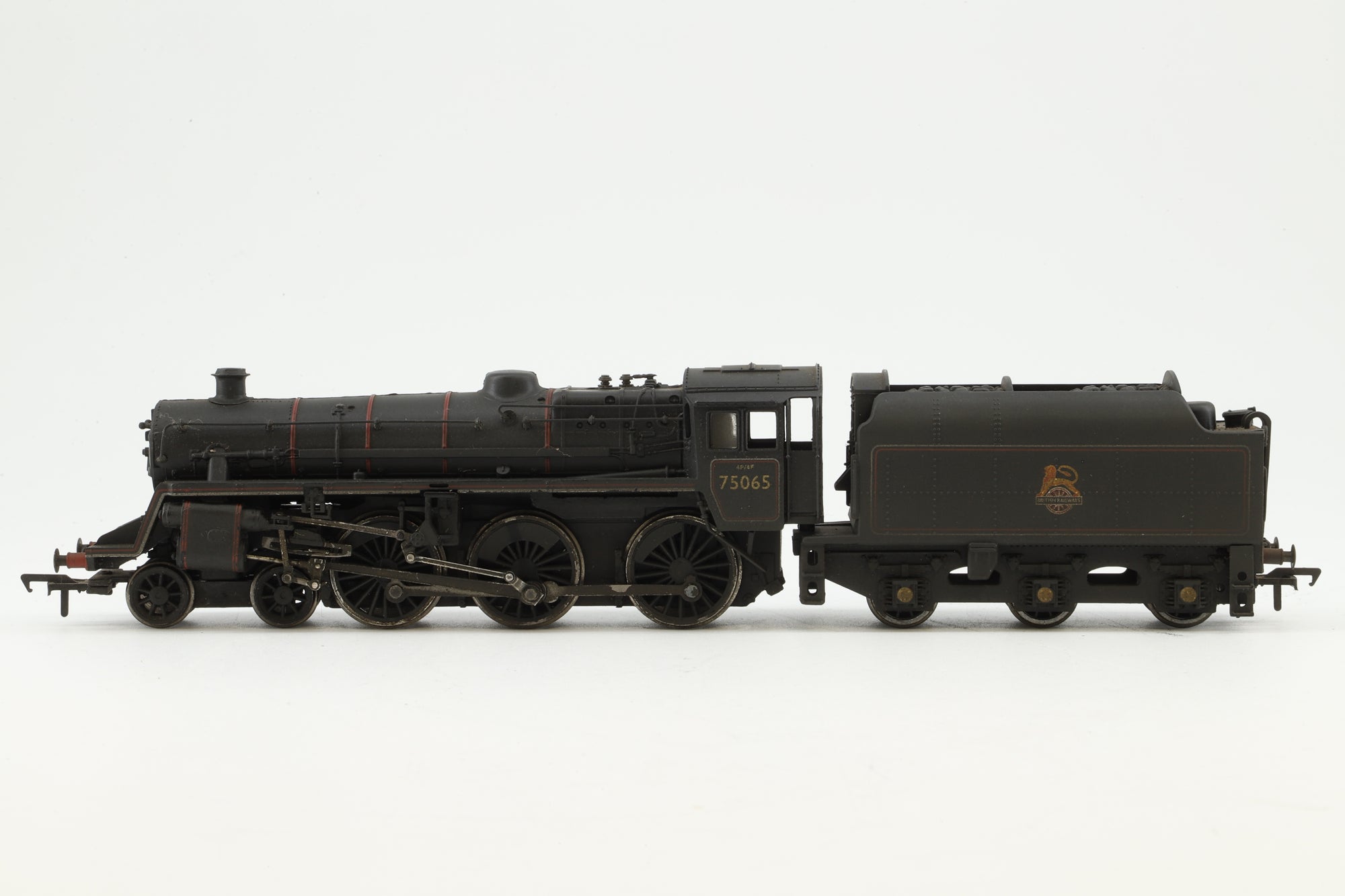 Bachmann OO 31-108 Standard Class 4MT '75063' BR Lined Black E/C BR18 Tender Weathered