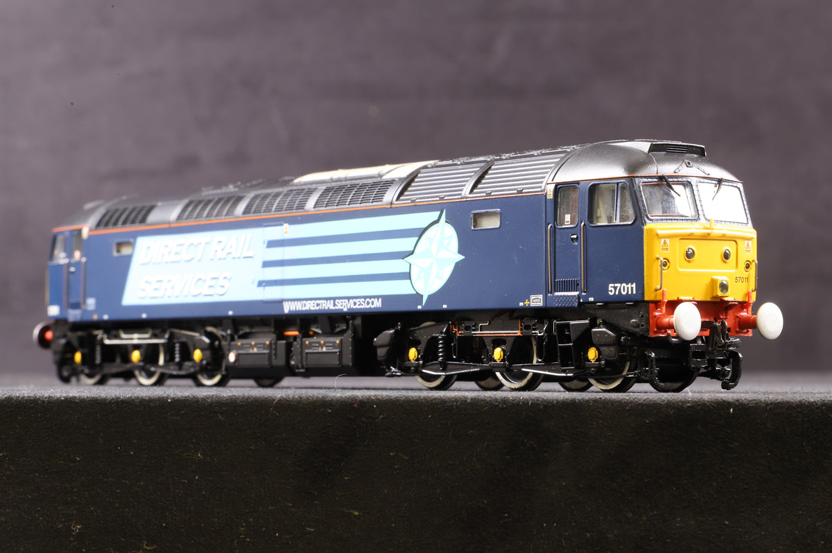 Bachmann OO 32-754 Class 57/0 Loco &#39;57011&#39; DRS