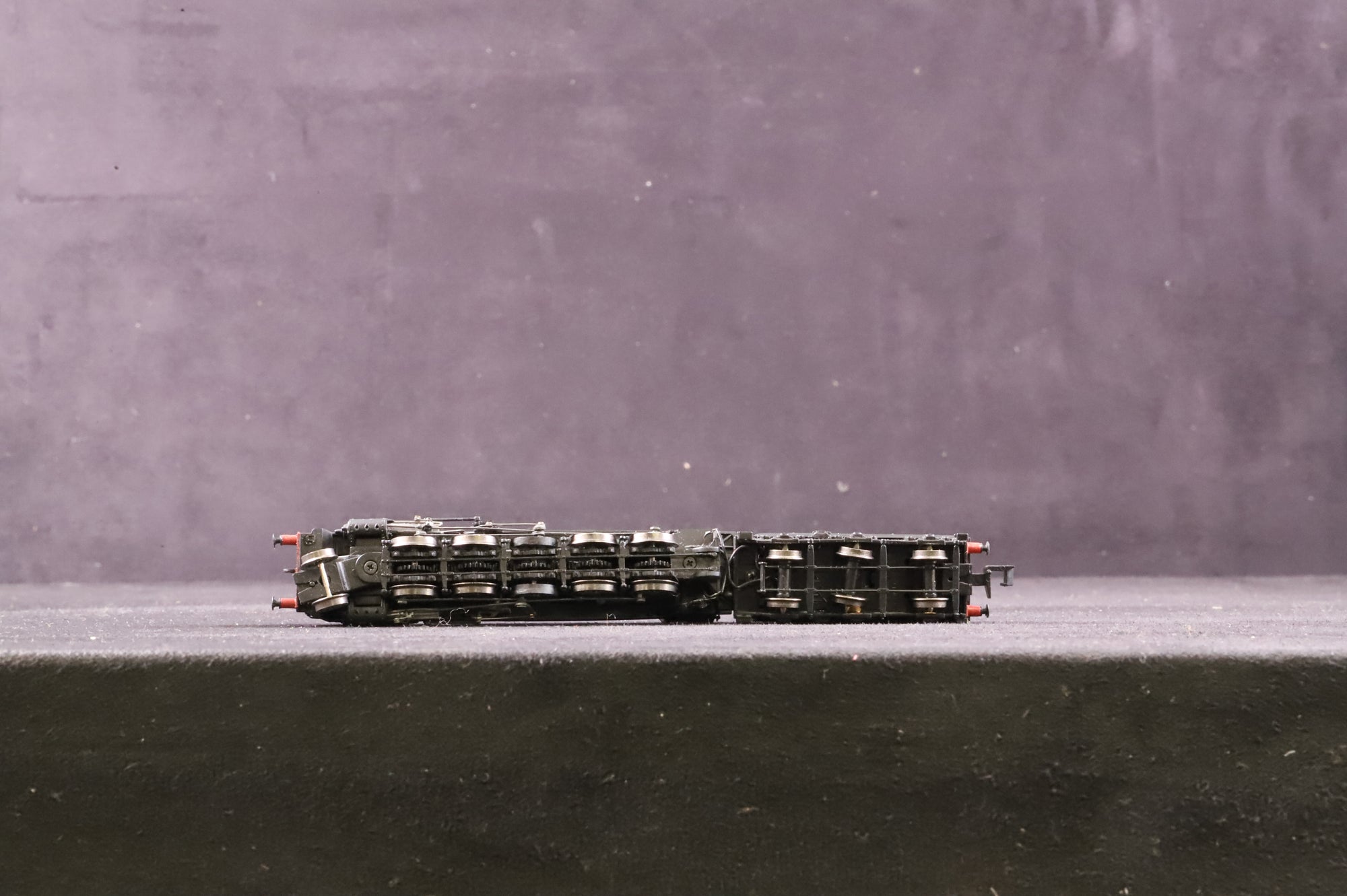 Dapol 2S-013-005 Class 9F 92006 in BR Black w/ Early Emblems & BR1G Tender - Weathered