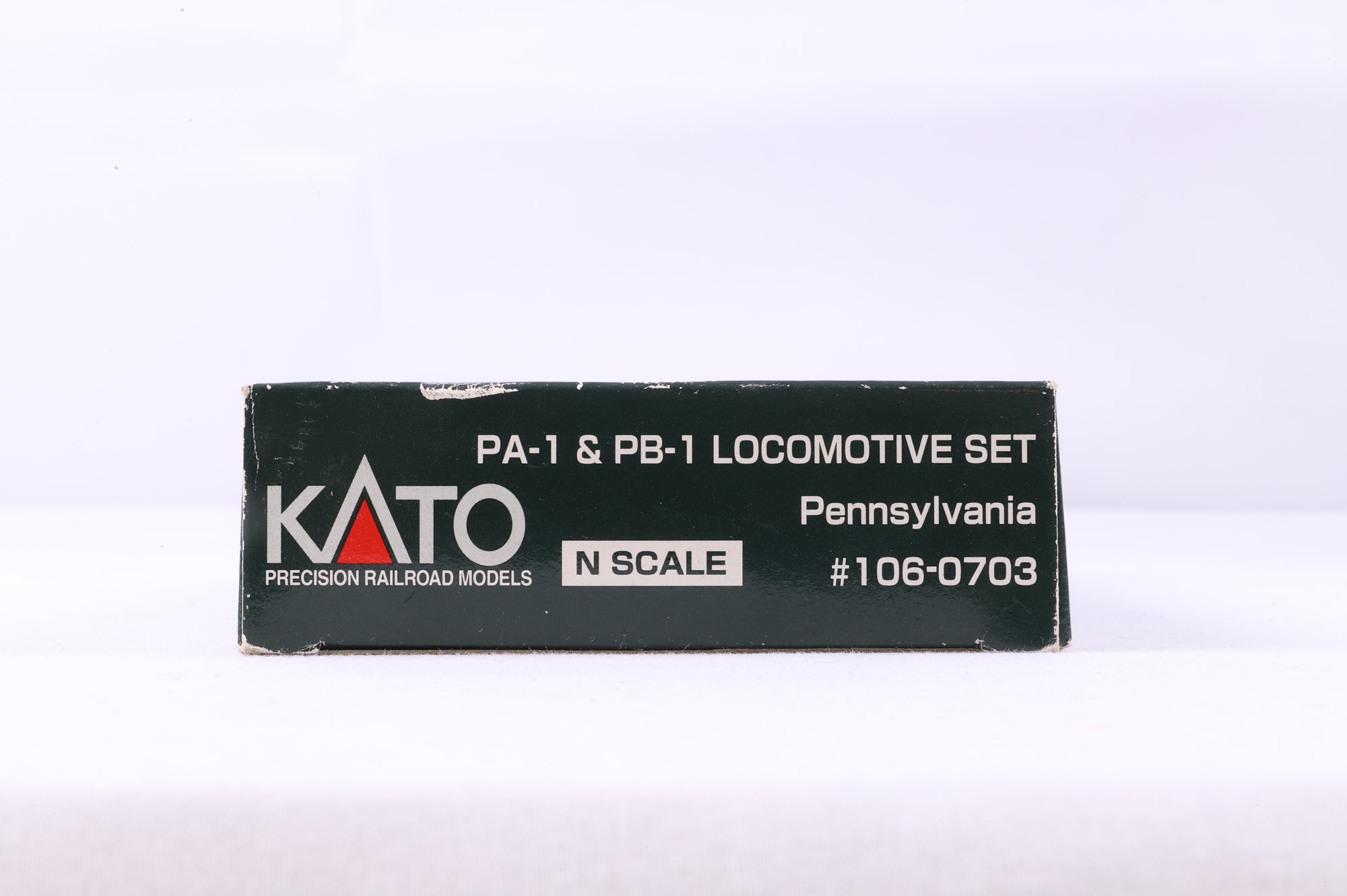Kato N 106-0703 PA-1 & PB-1 Set Pennsylvania '5752' & '5750B'