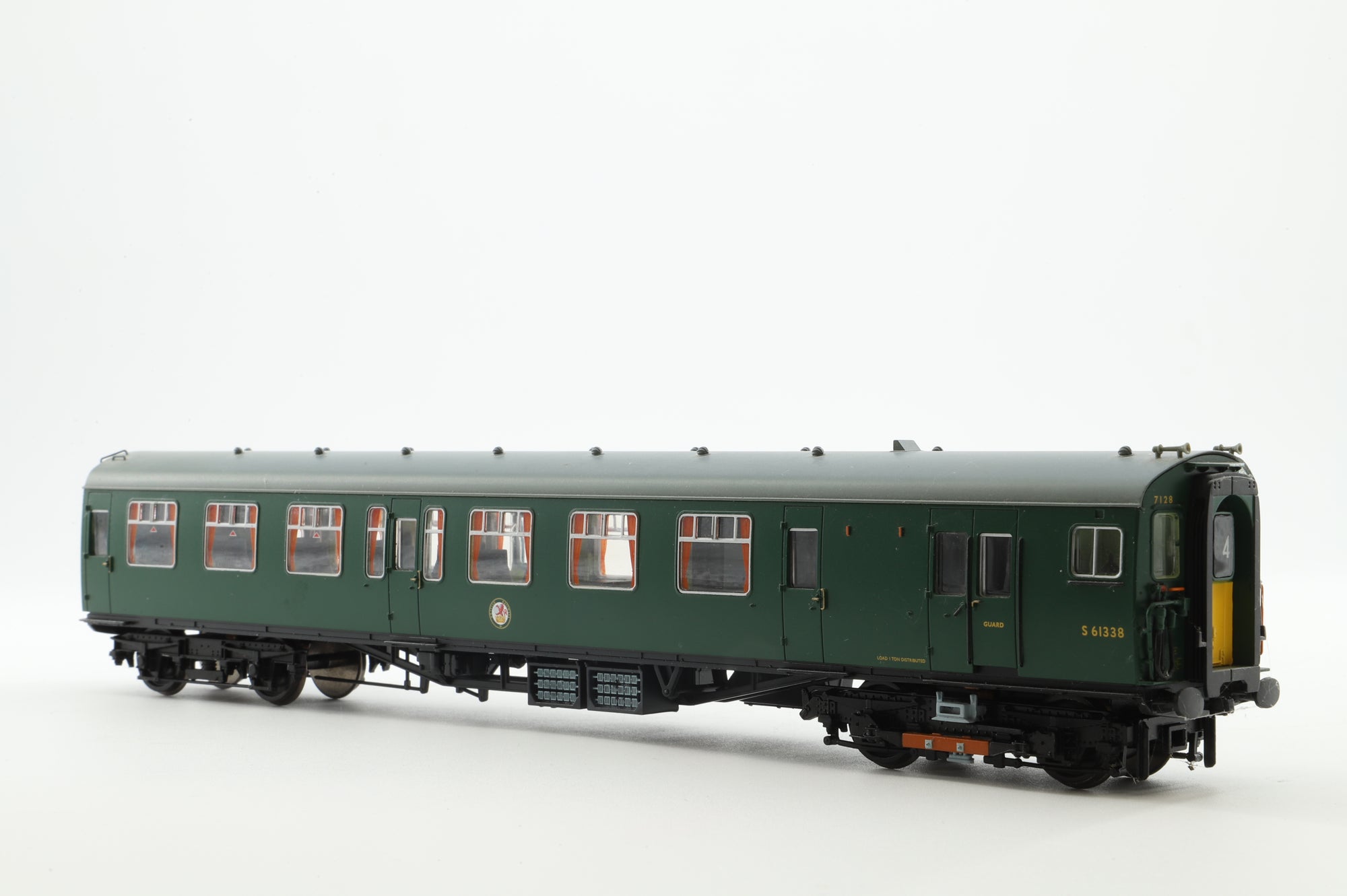Bachmann OO 31-426A 4CEP EMU 7126 Late SR Multiple Unit green With Yellow Warning Panels