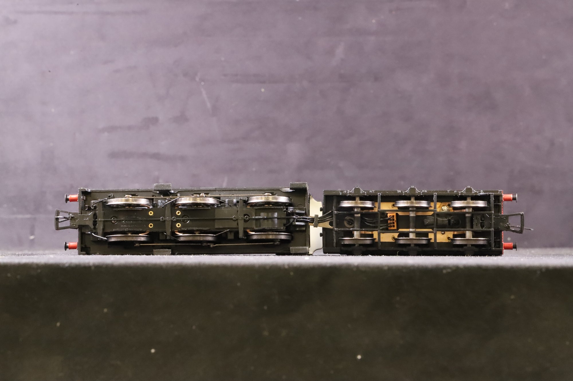 Bachmann OO 31-881 Class 4F 0-6-0 '43875' BR Black E/C