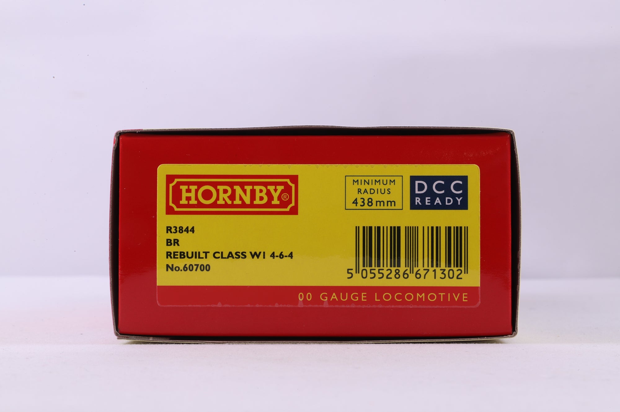 Hornby OO R3844 Rebuilt Class W1 60700 in Lined BR Green w/ Early Crests