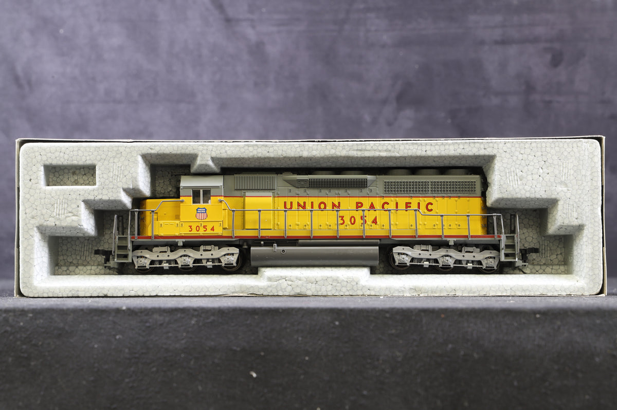 Kato HO 37-01F EMD SD40 Union Pacific Diesel Locomotive &#39;3054&#39;