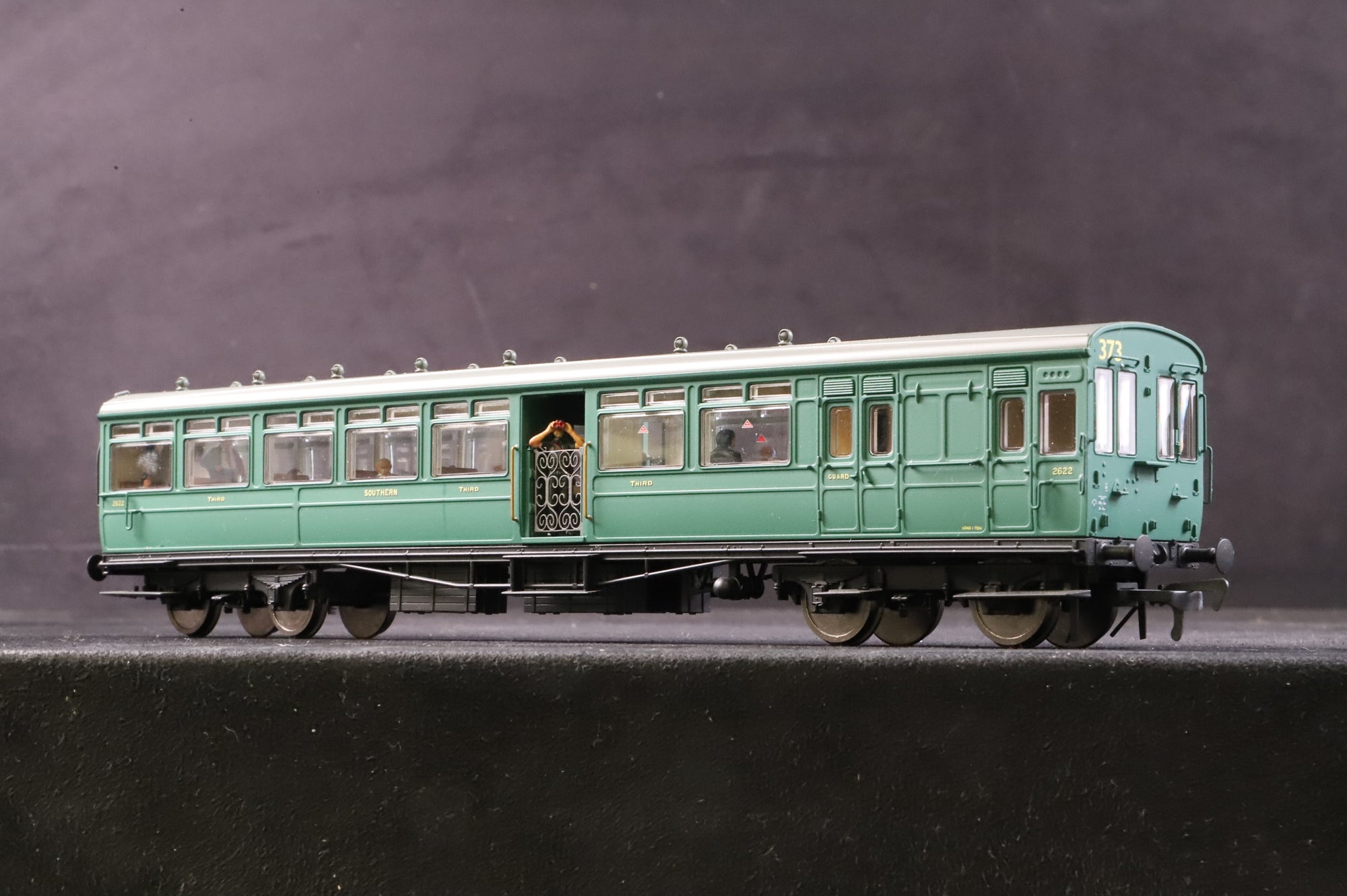 KMRC OO K1002 LSWR Gate Stock Set 373 in SR Malachite Green