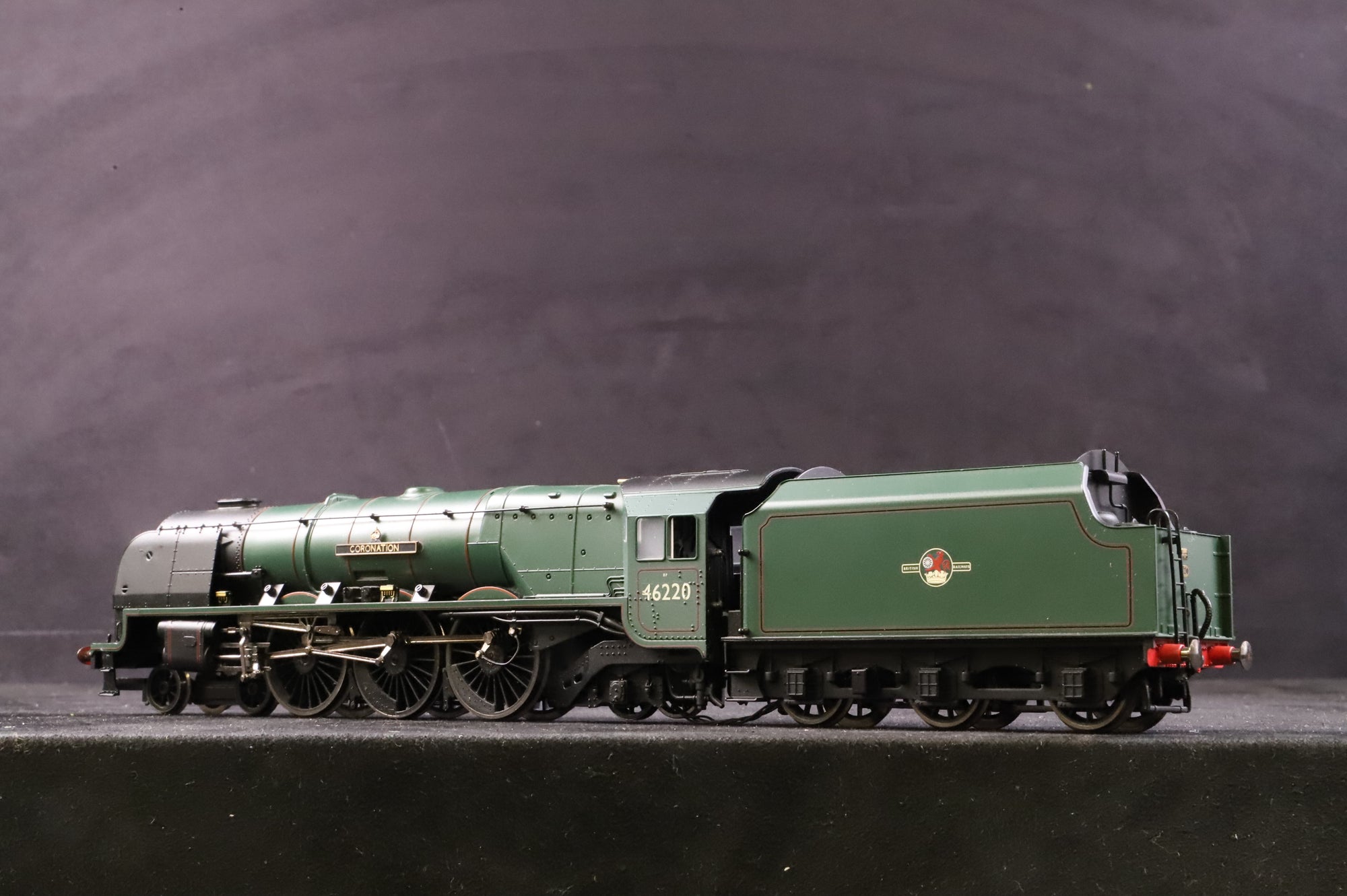 Hornby OO R2306 'The Caledonian' Train Pack - DCC Sound