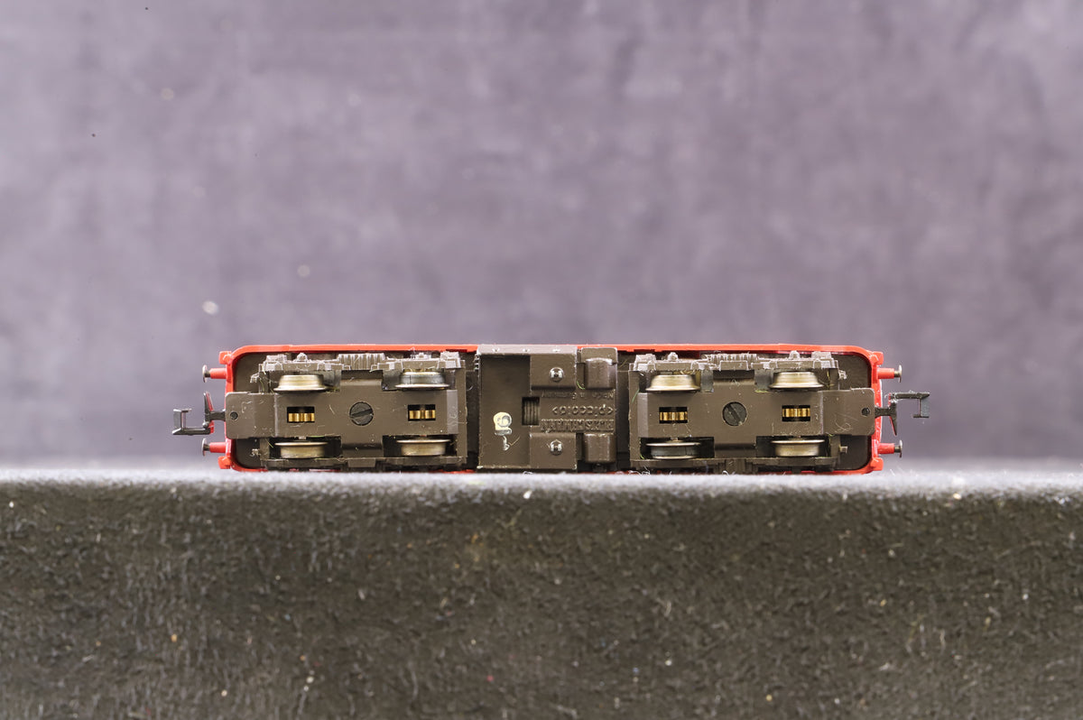 Fleischmann N Gauge 7238 DB BR 218 218390-3 in DB Red and Black