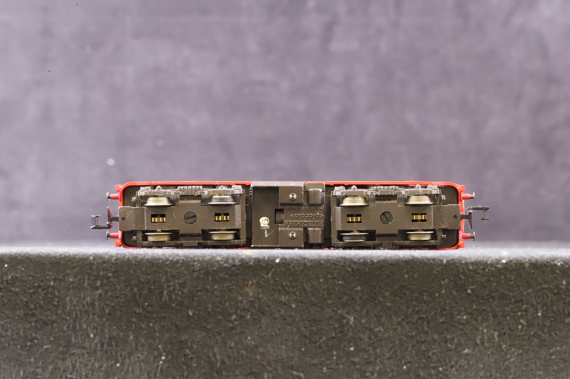 Fleischmann N Gauge 7238 DB BR 218 218390-3 in DB Red and Black