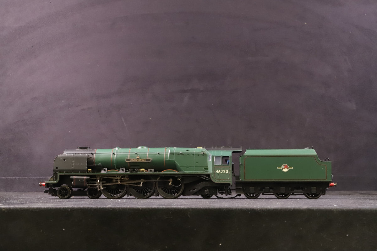Hornby OO R2306 &#39;The Caledonian&#39; Train Pack - DCC Sound