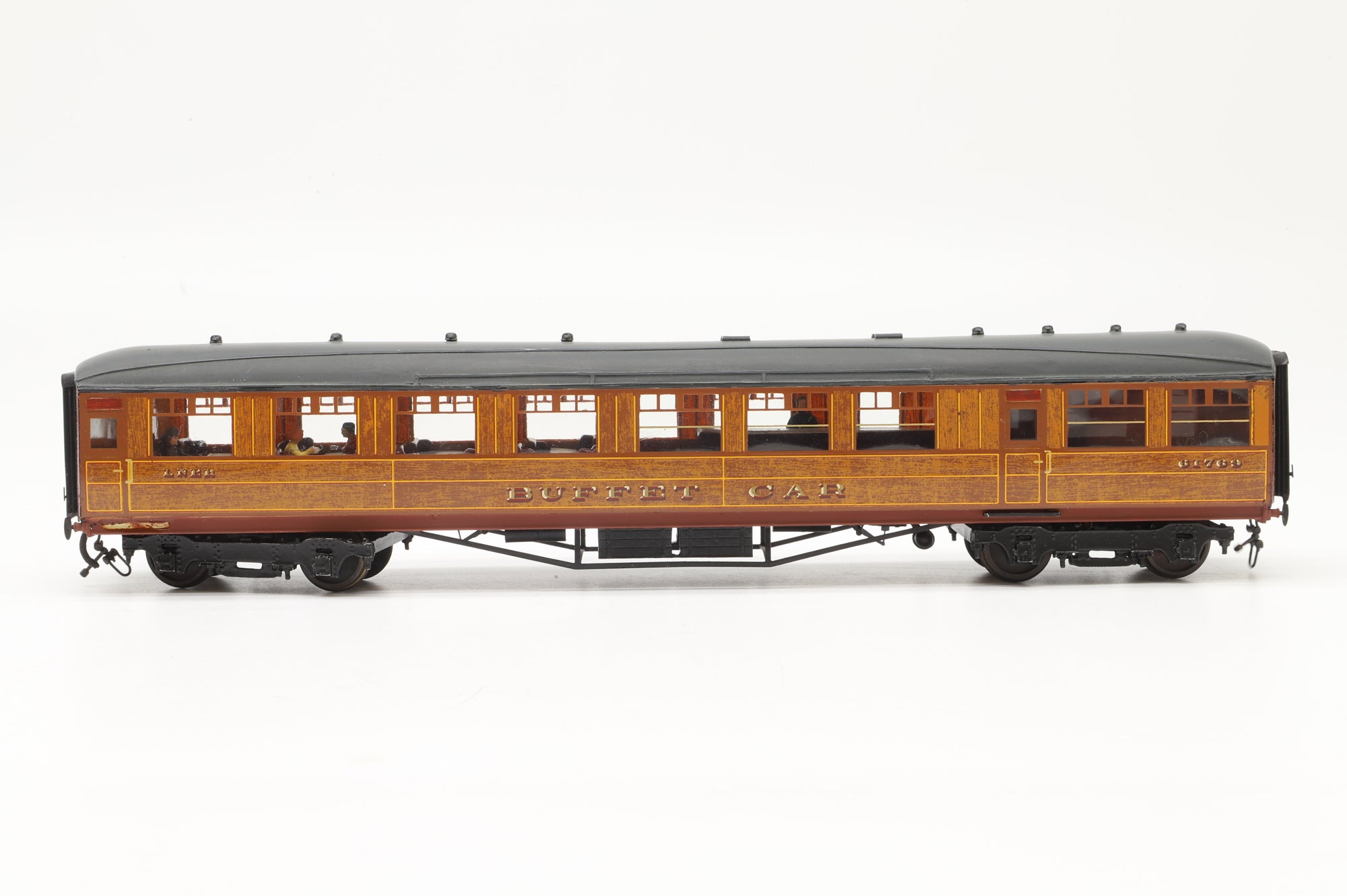 WORKSHOP Kit Built OO Rake of 8x Gresley LNER Teak Coaches