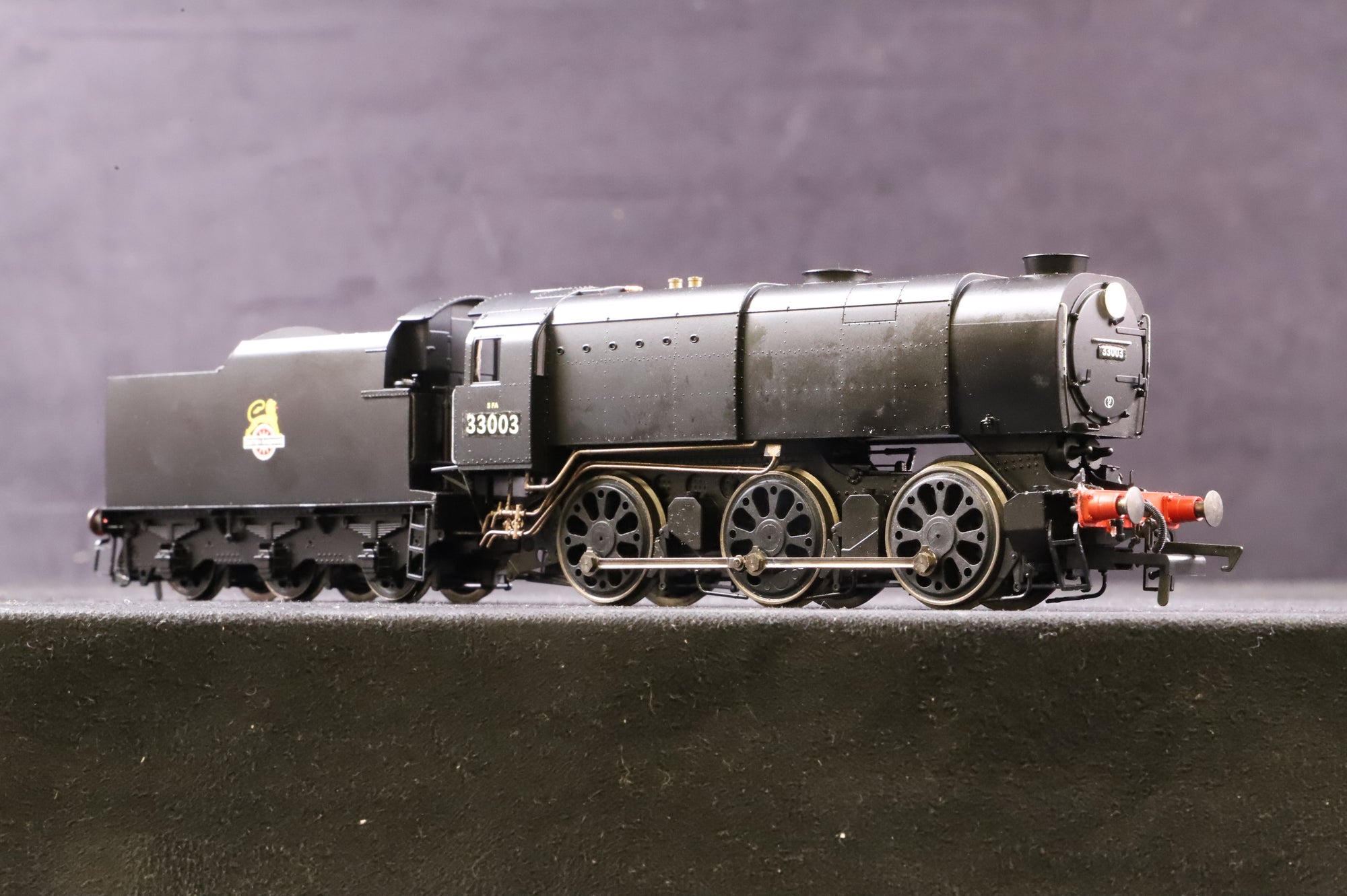 Hornby OO R2355 Class Q1 '33003' BR Black E/C Renumbered