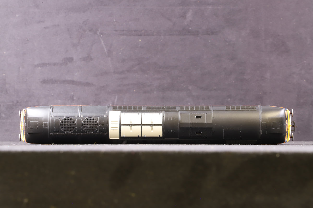 Bachmann OO 32-754 Class 57/0 Loco &#39;57011&#39; DRS