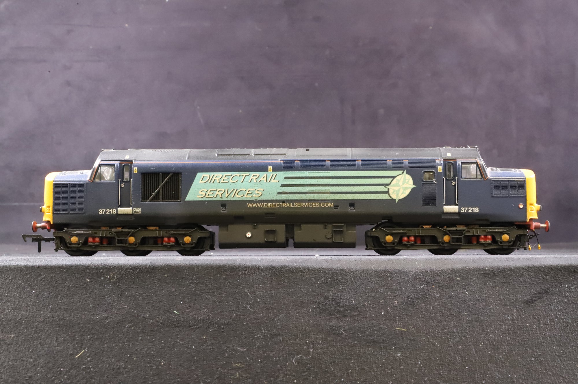 WORKSHOP Bachmann OO Class 37 37218 in DRS Compass Livery - Weathered