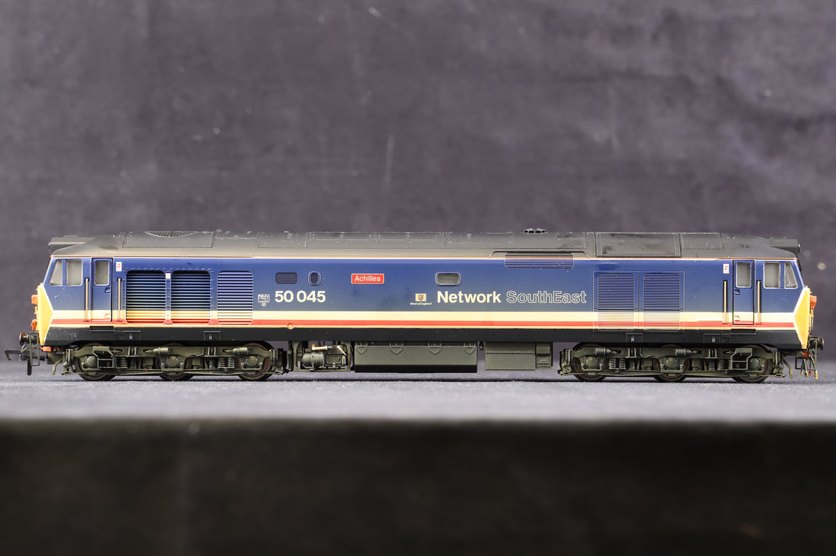 Hornby OO R2350 BR Co-Co Diesel Electric Class 50 &#39;Achilles&#39; &#39;50045&#39;, Weathered