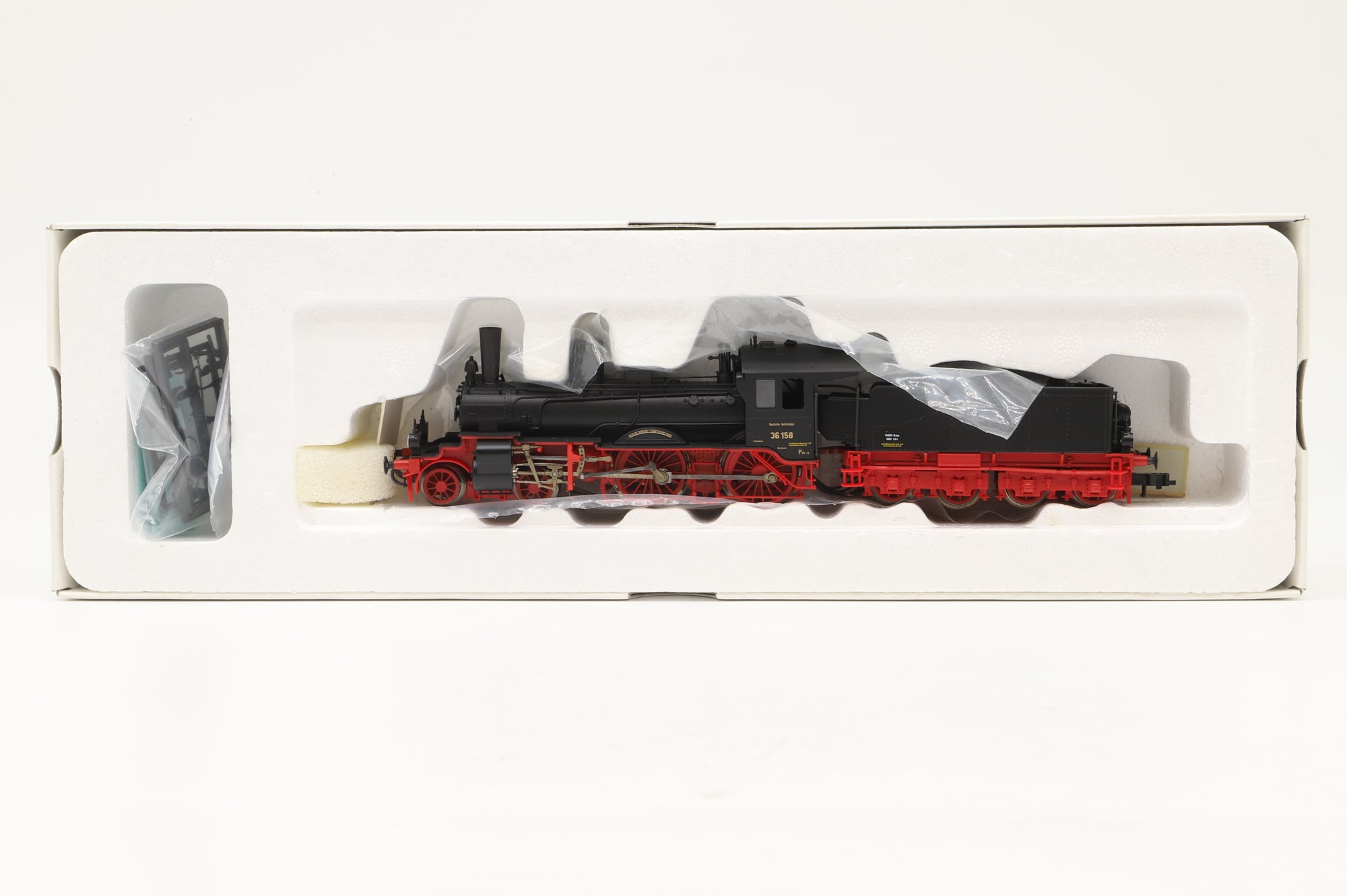 Fleischmann HO 393872 Class BR 39 2-8-2 Steam Locomotive DCC Sound 3 Rail