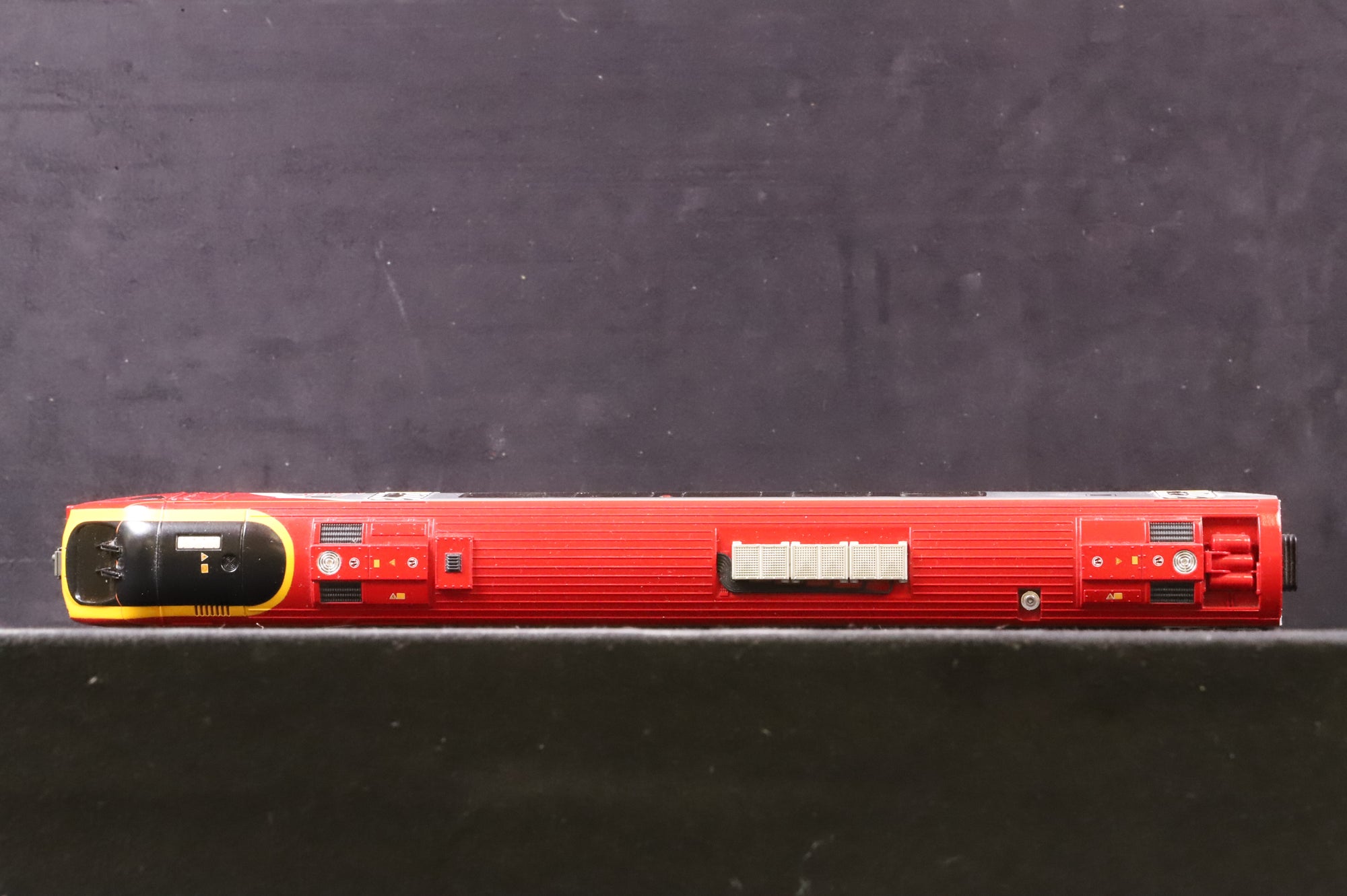 WORKSHOP Bachmann OO 30-600 Bachmann 220 Voyager 3 Car DMU in Virgin Trains Livery