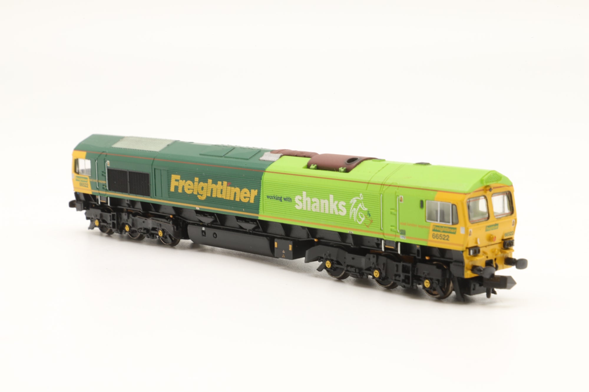 Graham Farish N 371-378 Class 66 Diesel '66522' Freightliner