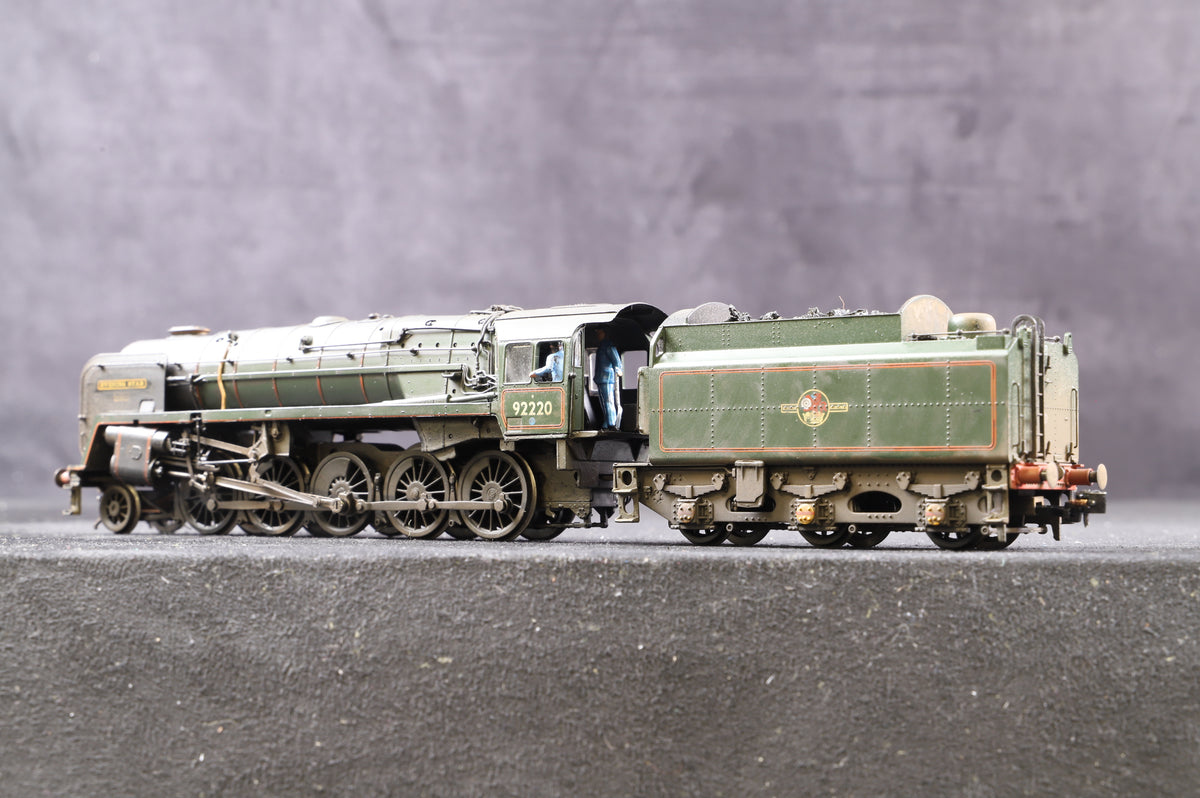 Bachmann OO 32-850 Class 9F 2-10-0 Standard &#39;92220&#39; &#39;Evening Star&#39; BR Green BR1G Tender L/C, Weathered