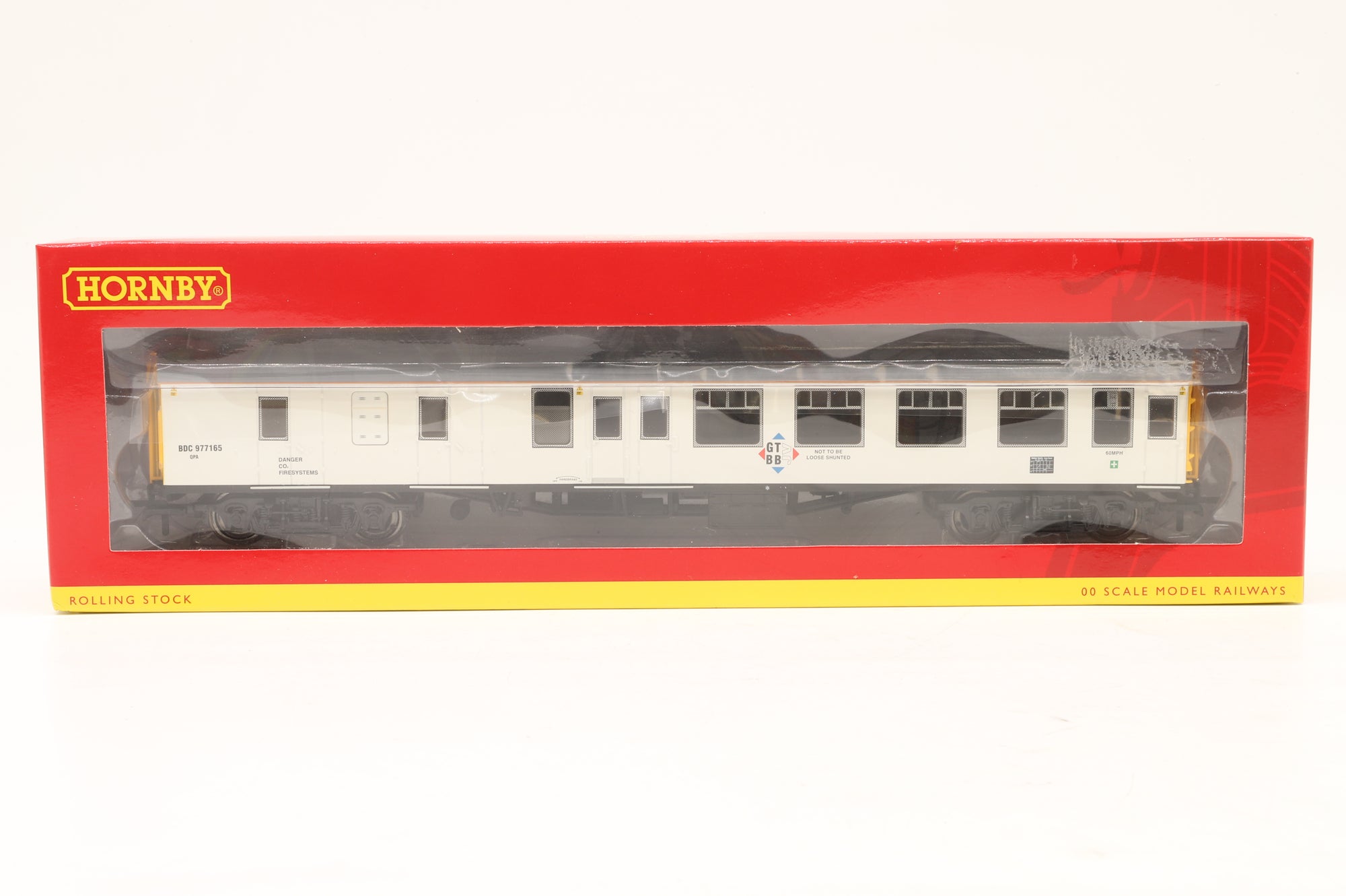 Hornby OO R40213 Mk1 BSK Balfour Beatty Staff Coach 'BDC977165'