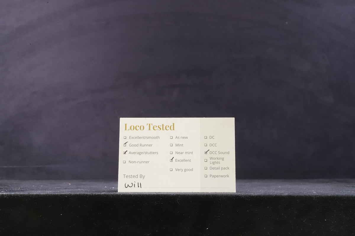 Hornby OO R2306 &#39;The Caledonian&#39; Train Pack - DCC Sound