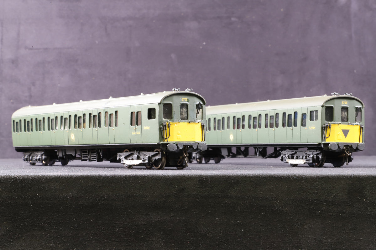 DC Kits OO Kit Built BR(S) EMU BR Green DCC Fitted