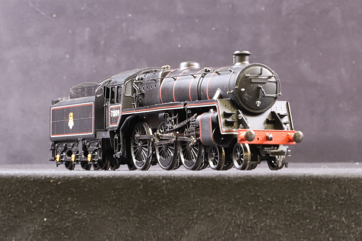 Bachmann OO 32-503 Standard Class 5MT &#39;73030&#39; BR Black E/C BR1 Tender W/H Pump