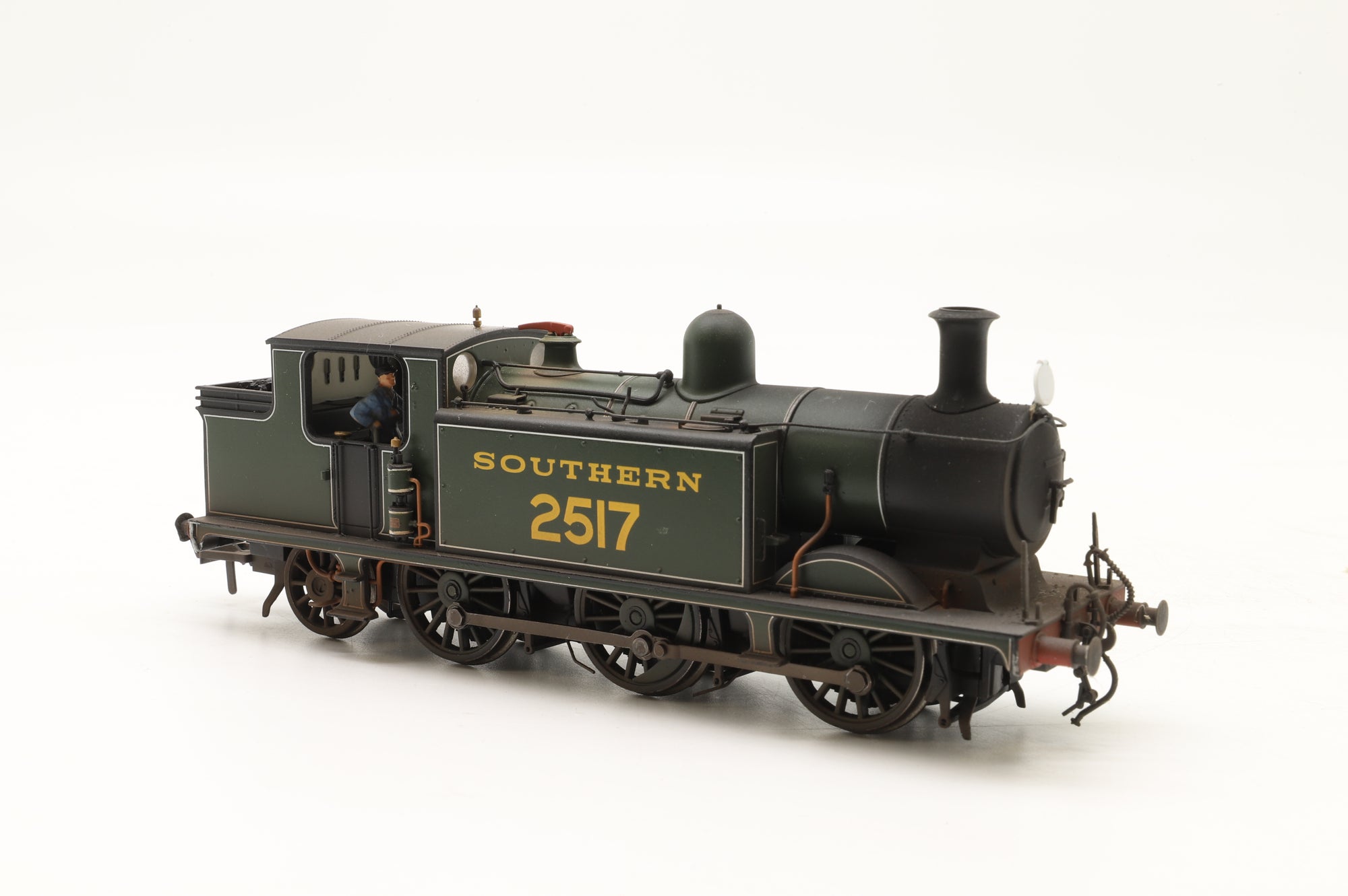 Bachmann OO 35-076A LB&SCR E4 Tank 2517 in SR Maunsell Green – DCC Sound & Weathered