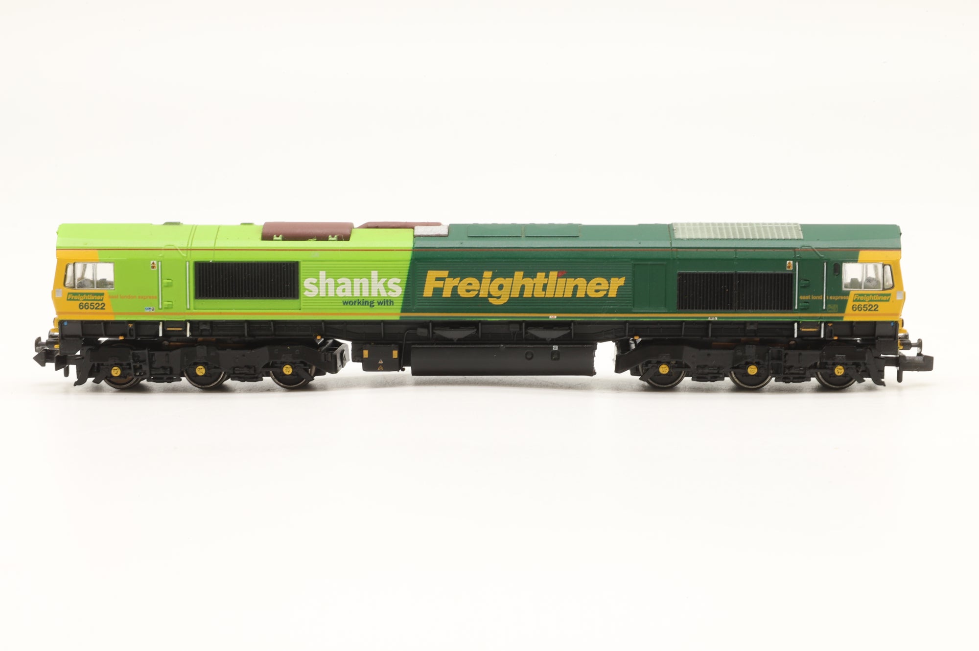 Graham Farish N 371-378 Class 66 Diesel '66522' Freightliner