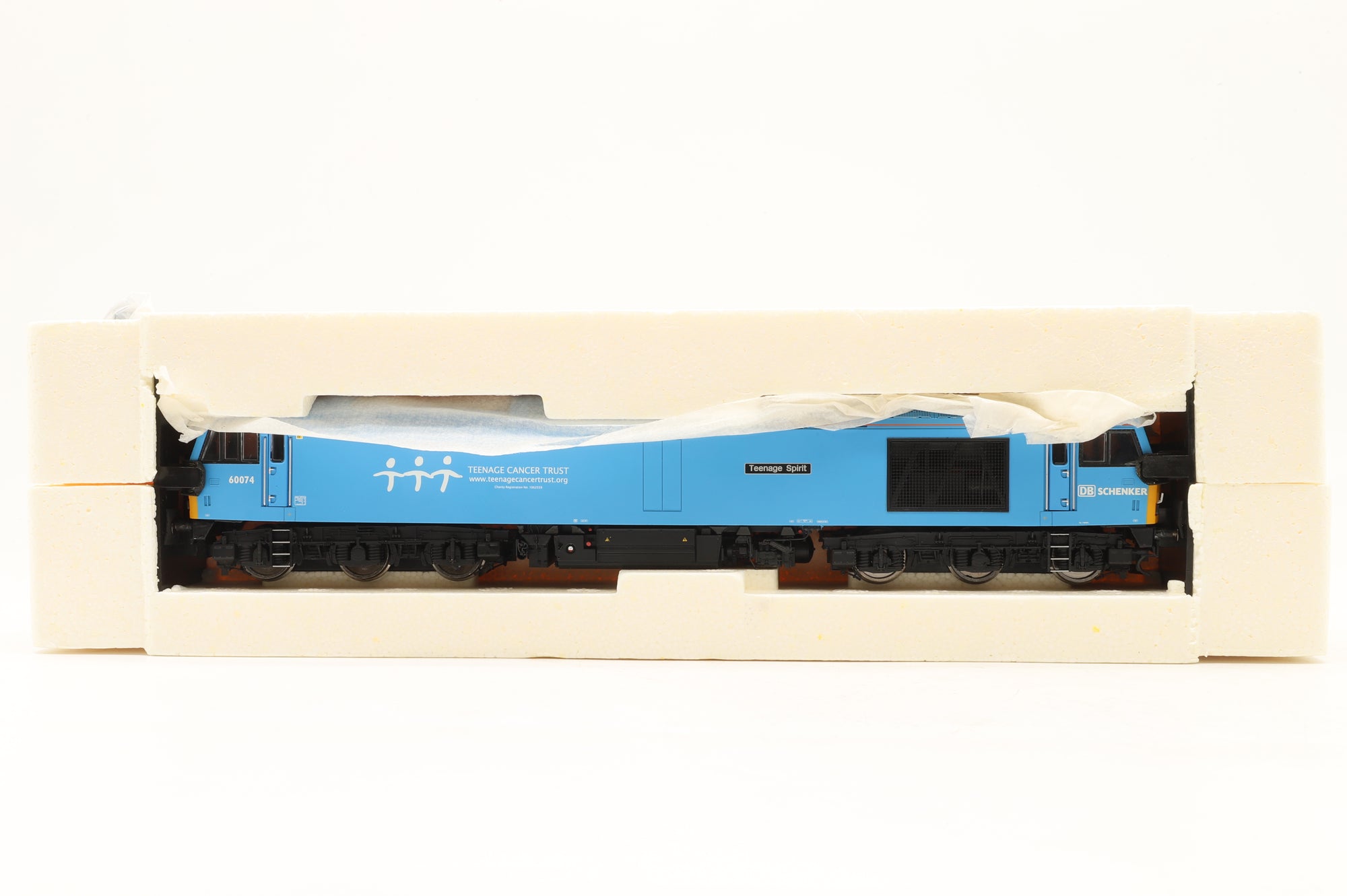 Hornby OO R2800 Class 60 60074 'Teenage Spirit' in EWS/DB Schenker Teenage Cancer Trust Livery