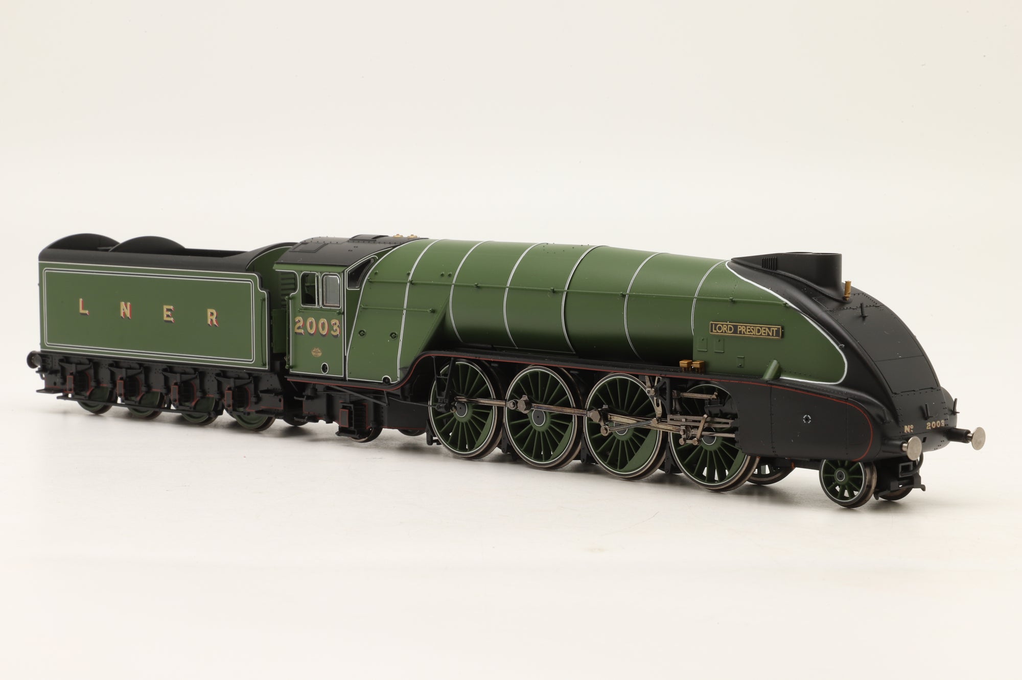 Hornby OO R3985 LNER Class P2 '2003' 'Lord President' LNER Green DCC Sound