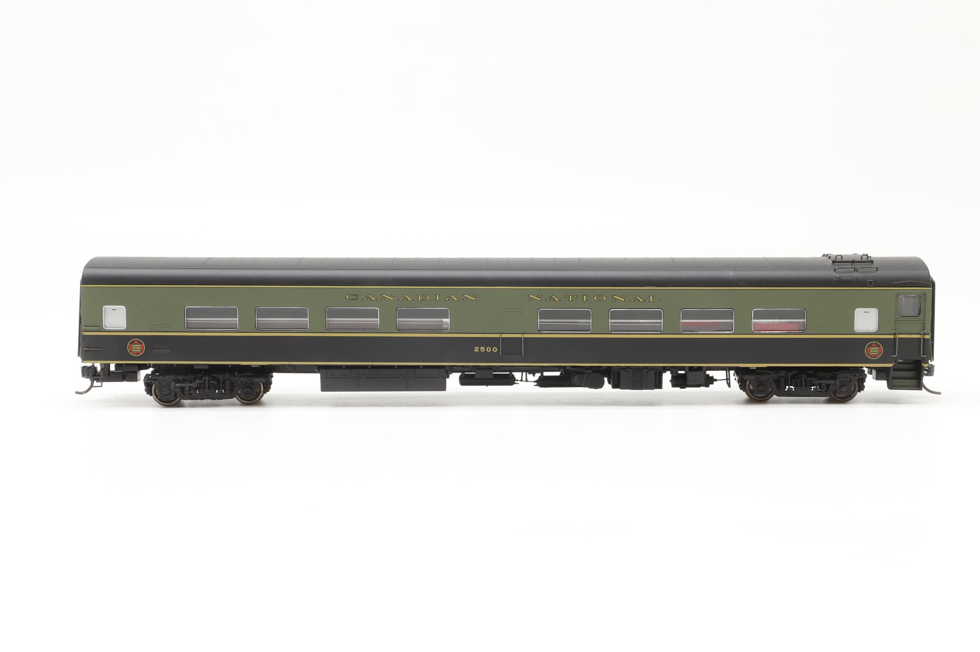 WORKSHOP W&R HO Brass Set of 2x Canadian National Coaches 2500/2508