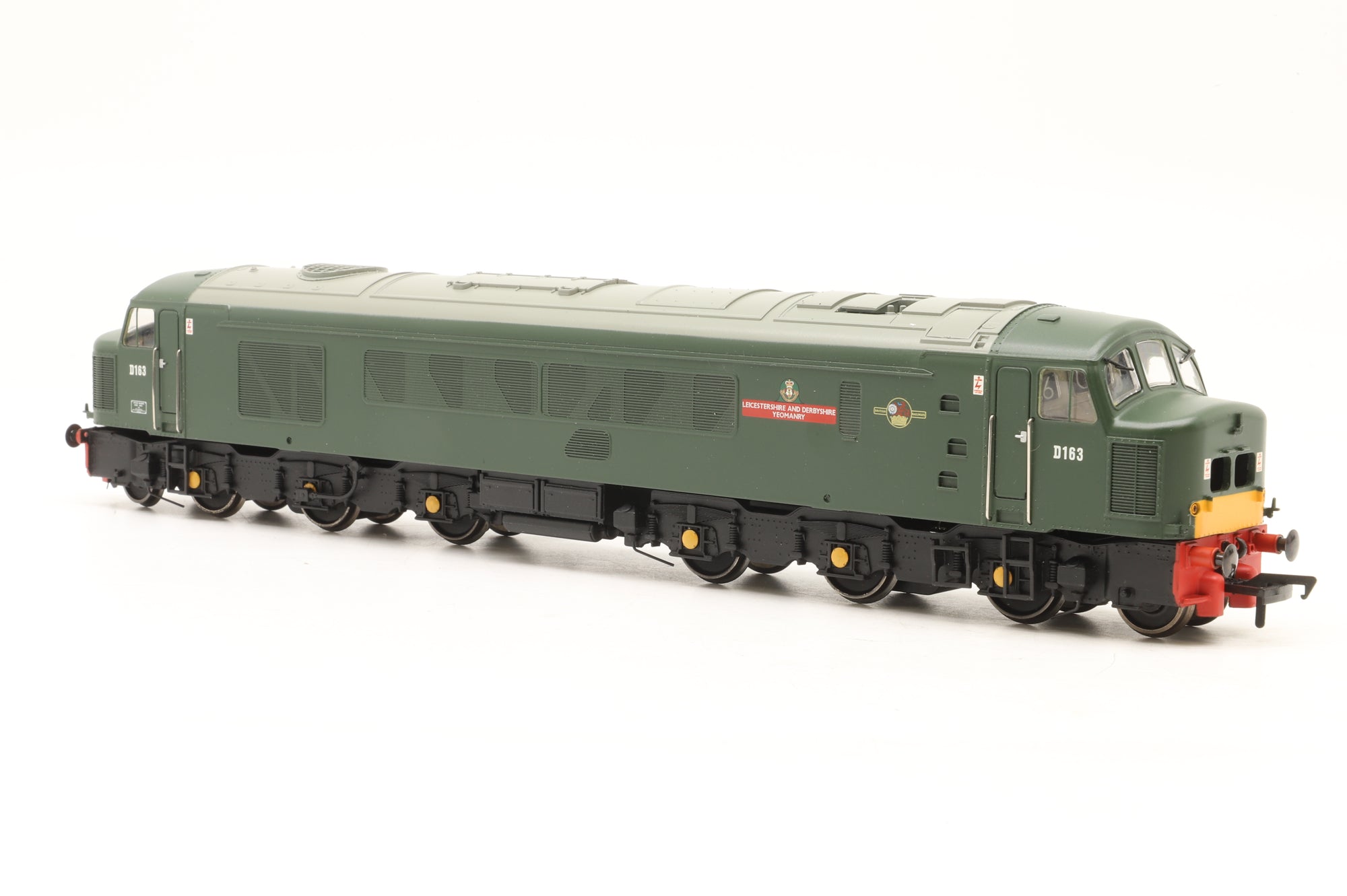 Bachmann OO 32-700 Class 46 Diesel 'D163' 'Leicestershire & Derbyshire Yeomanry'