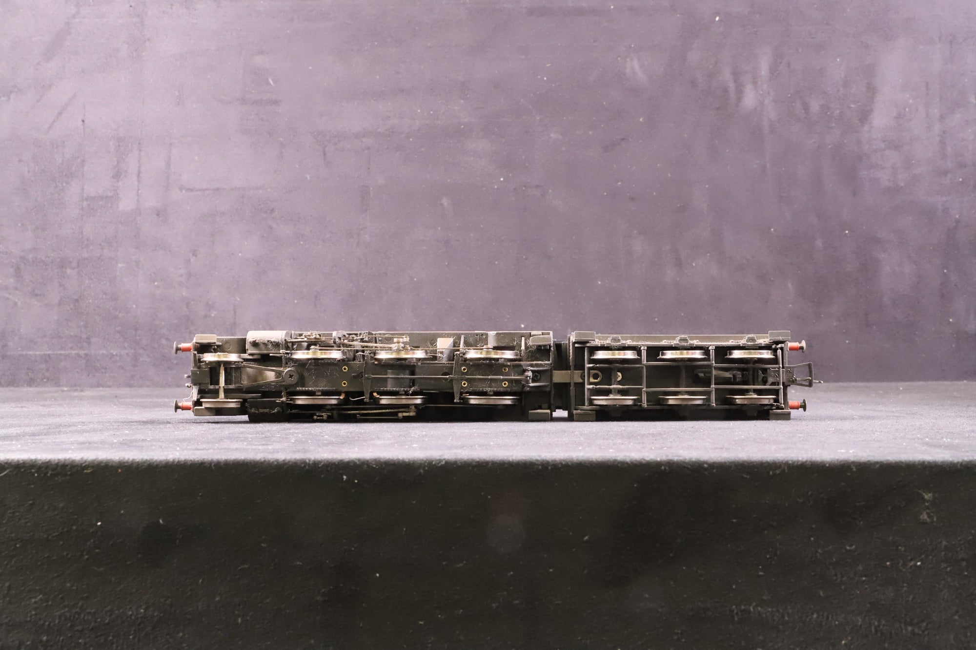 Bachmann OO 32-176 2-6-0 Crab '42765' BR Lined Balck E/C With Coal Rail Weathered