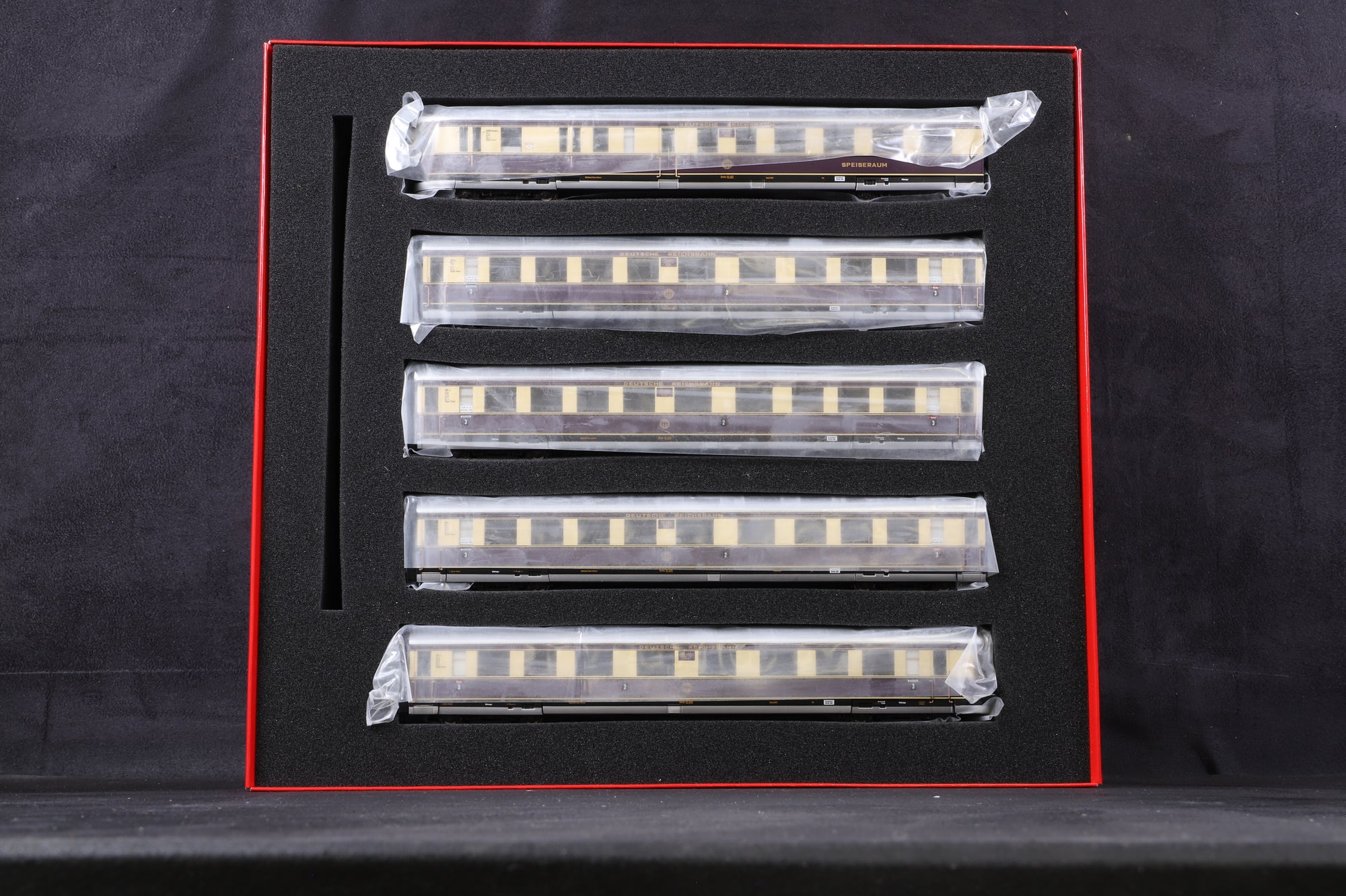 Rivarossi HO HR4267 5 Coach Set DRG