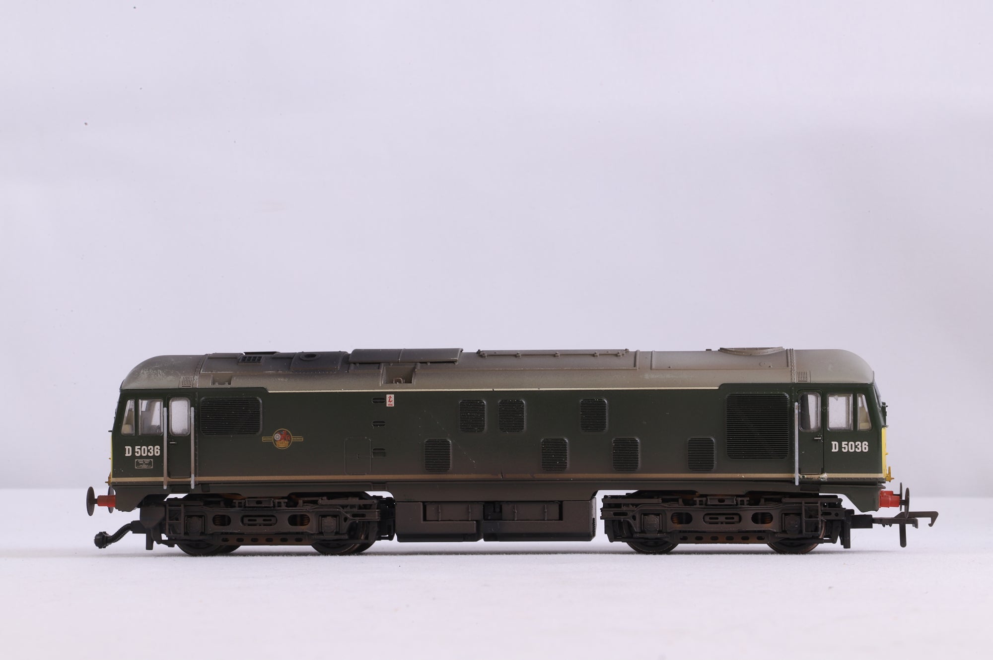 Bachmann OO 32-415 Class 24/0 D5036' BR Green Small Yellow Panel Weathered DCC Fitted