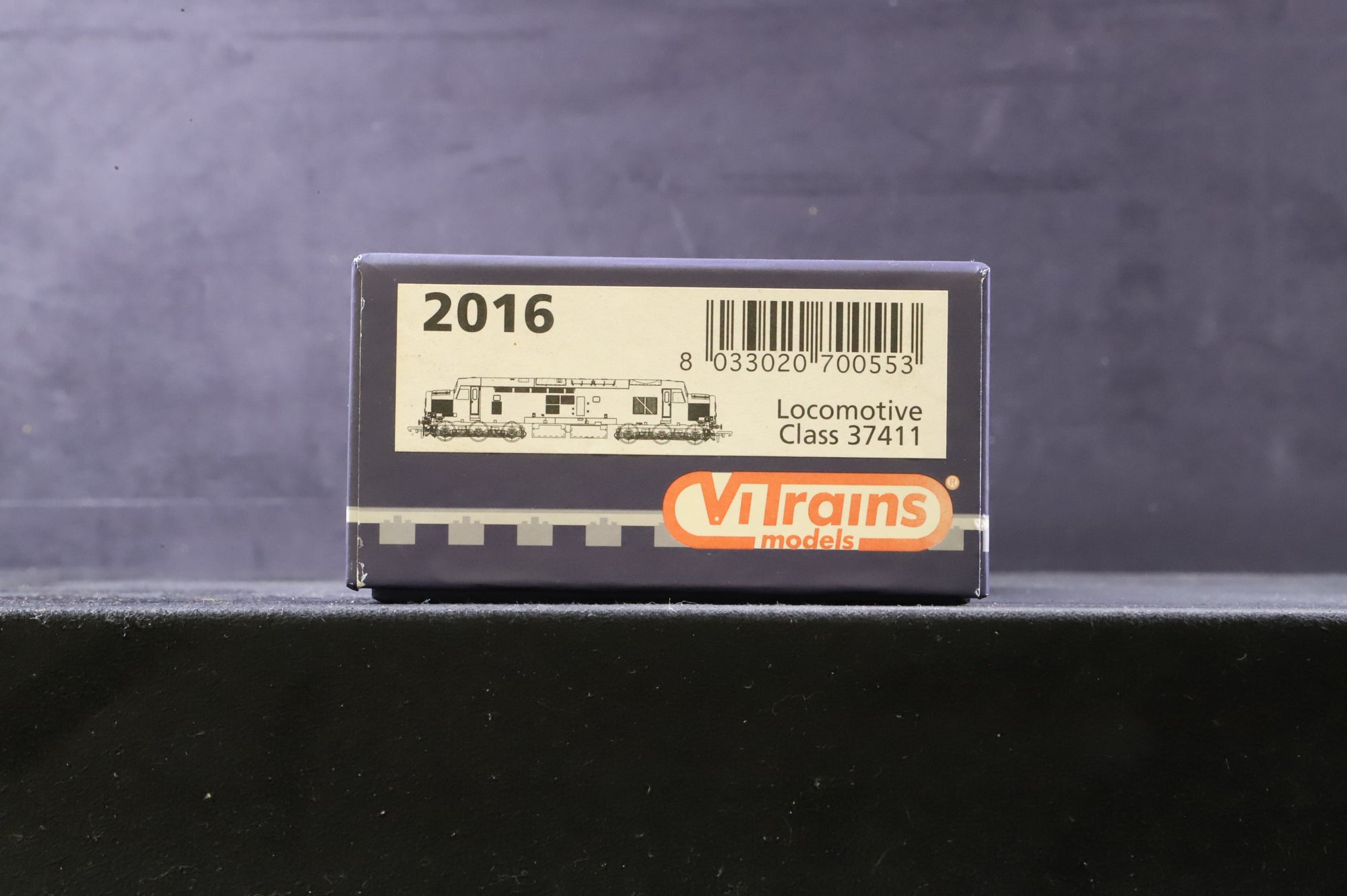 ViTarins OO 2016 Class 37 'D6990' Caerphilly Castle' BR Green L/C