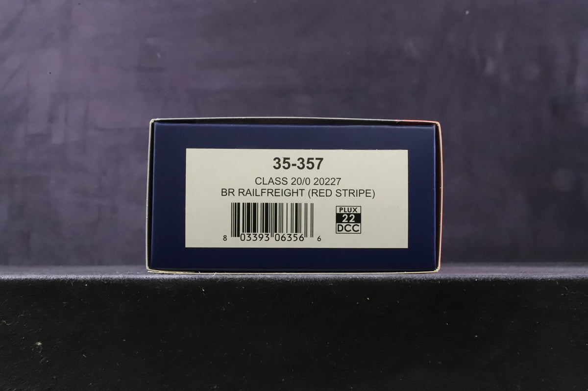 Bachmann OO 35-357 Class 20 20227 in BR Railfreight Grey w/ Large Logo &amp; Red Solebar - DCC Sound