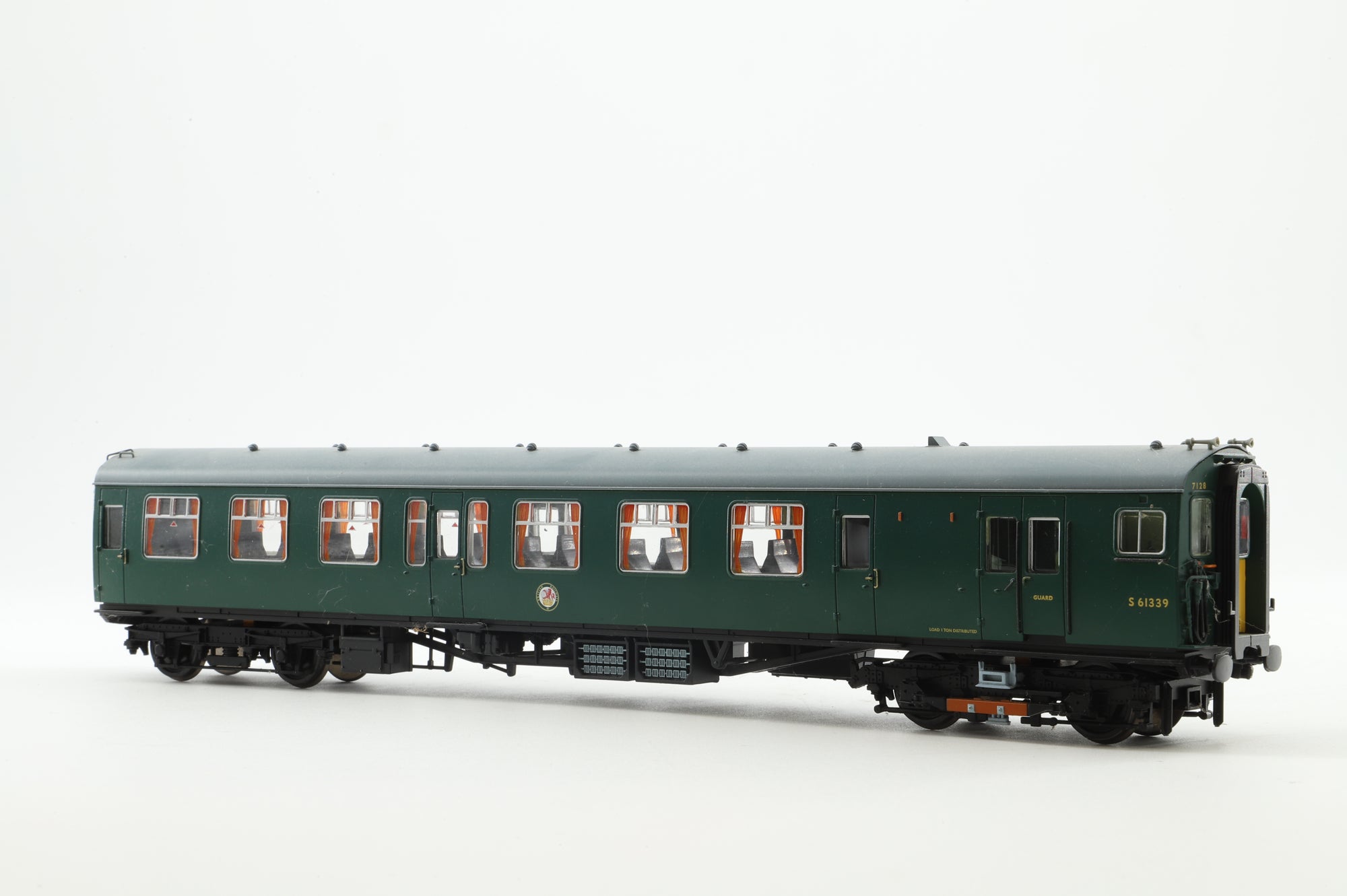 Bachmann OO 31-426A 4CEP EMU 7126 Late SR Multiple Unit green With Yellow Warning Panels
