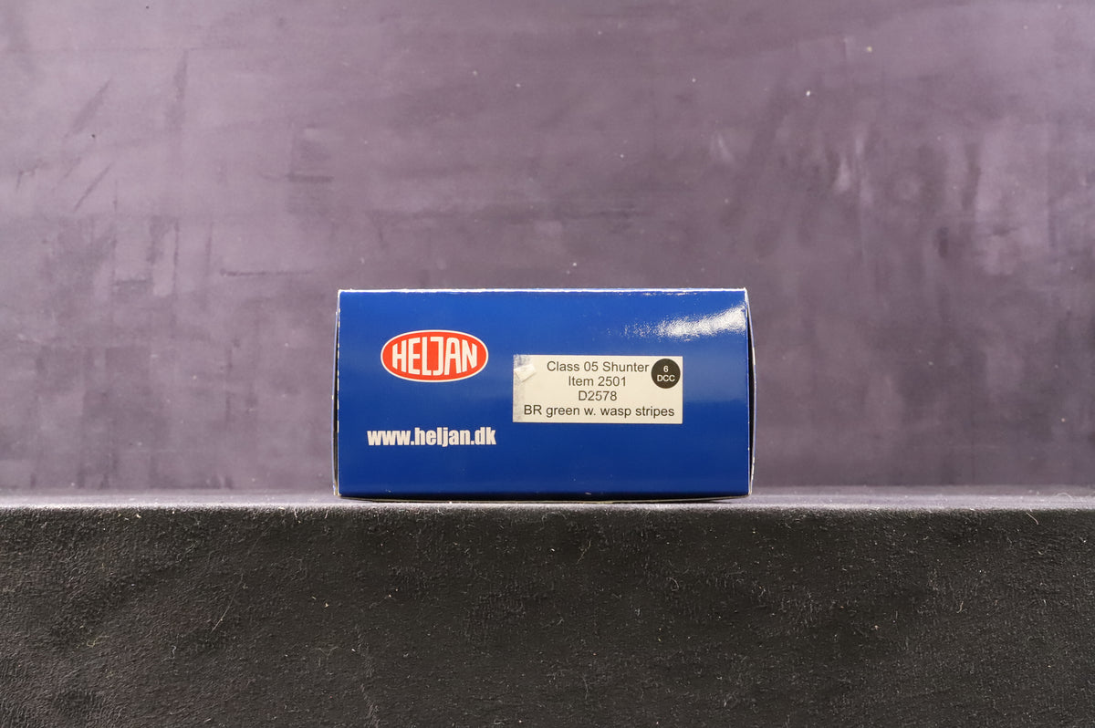 Heljan OO 2501 Class 05 &#39;D2578&#39; BR Green w.wasp stripes, Weathered