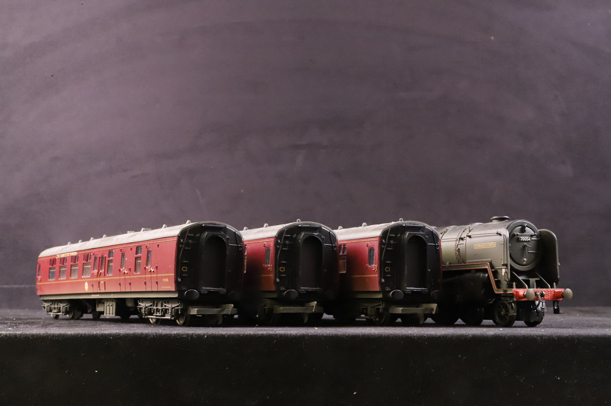 Hornby OO R2329M Thames - Clyde Express Train Pack Ltd Ed 1264/ 1500