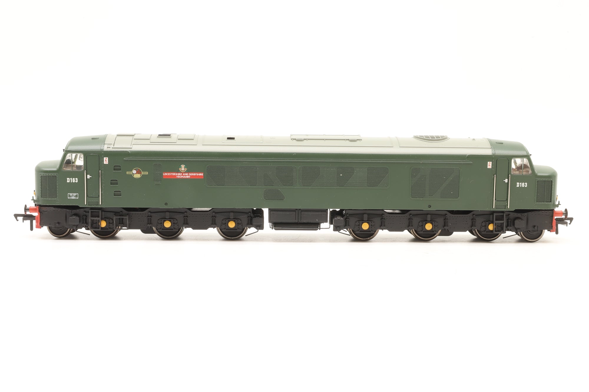 Bachmann OO 32-700 Class 46 Diesel 'D163' 'Leicestershire & Derbyshire Yeomanry'