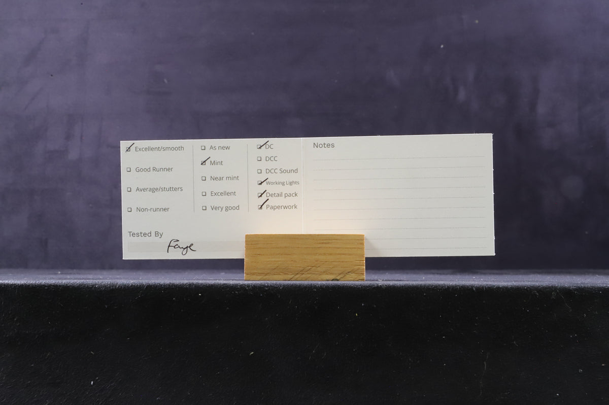 Heljan OO 2534 Class 25 D7661 in BR Blue