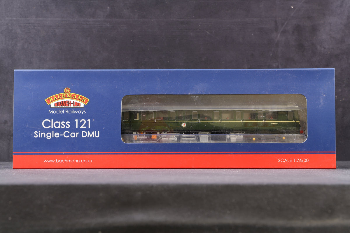 Bachmann OO 35-525 Class 121 Single Car DMU BR Green Speed Whiskers