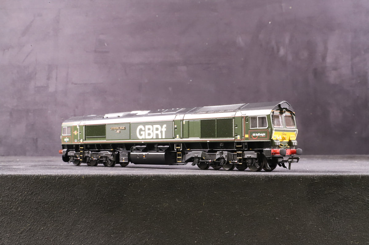 Bachmann OO 32-983 Class 66 66779 &#39;Evening Star&#39; in GBRF Heritage Green