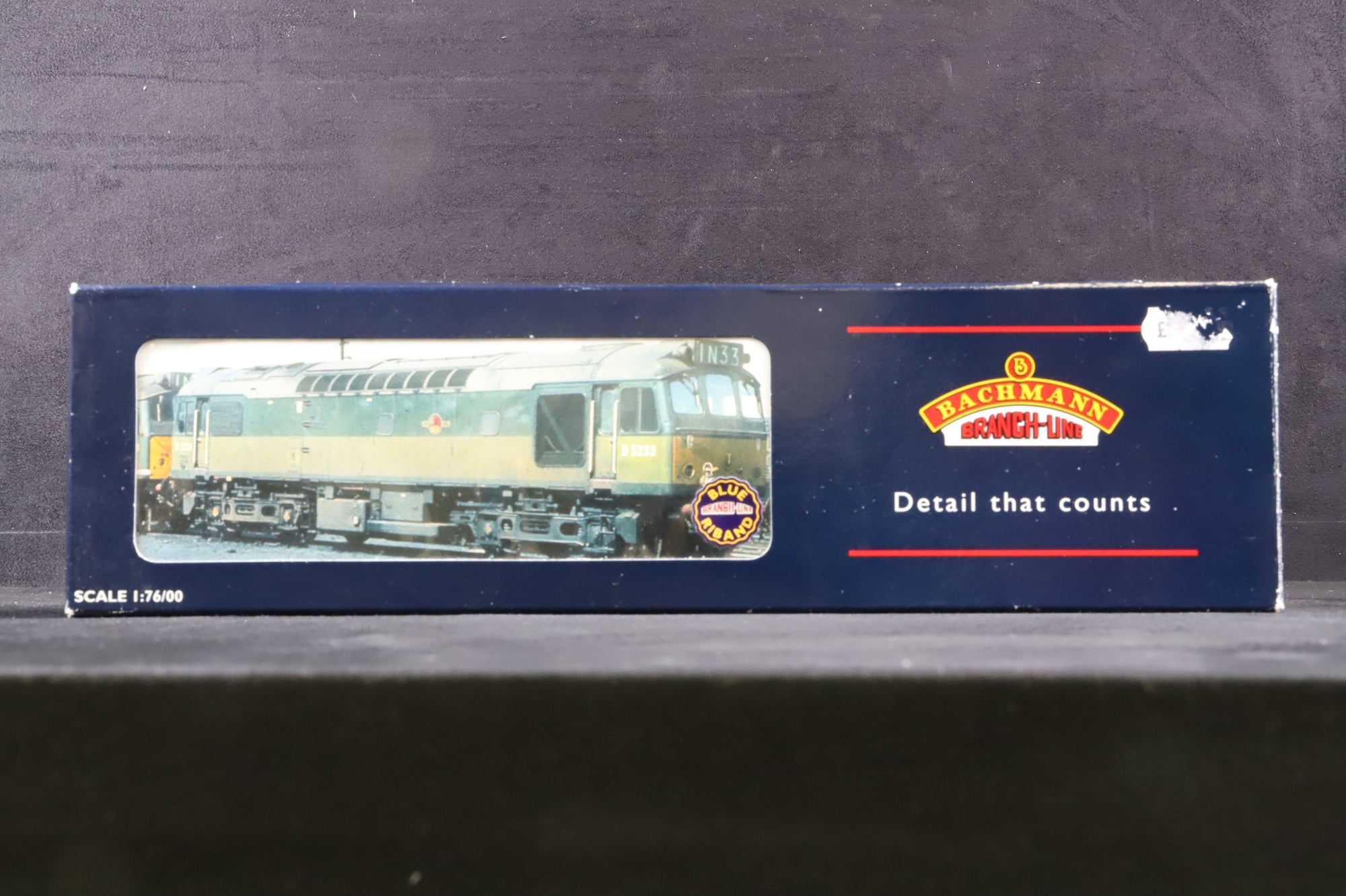 Bachmann OO 32-412 Class 25/2 25083 in BR Blue - Weathered